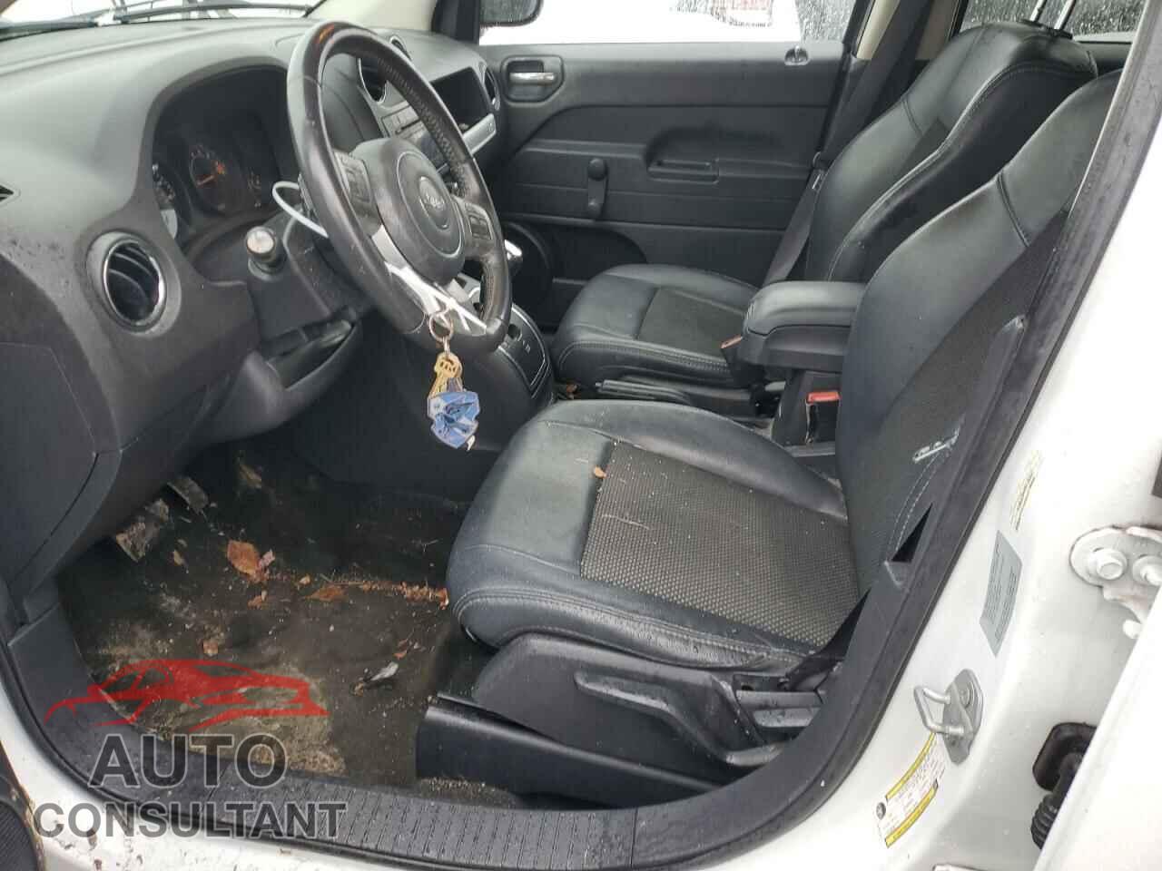 JEEP COMPASS 2016 - 1C4NJCBA4GD790643