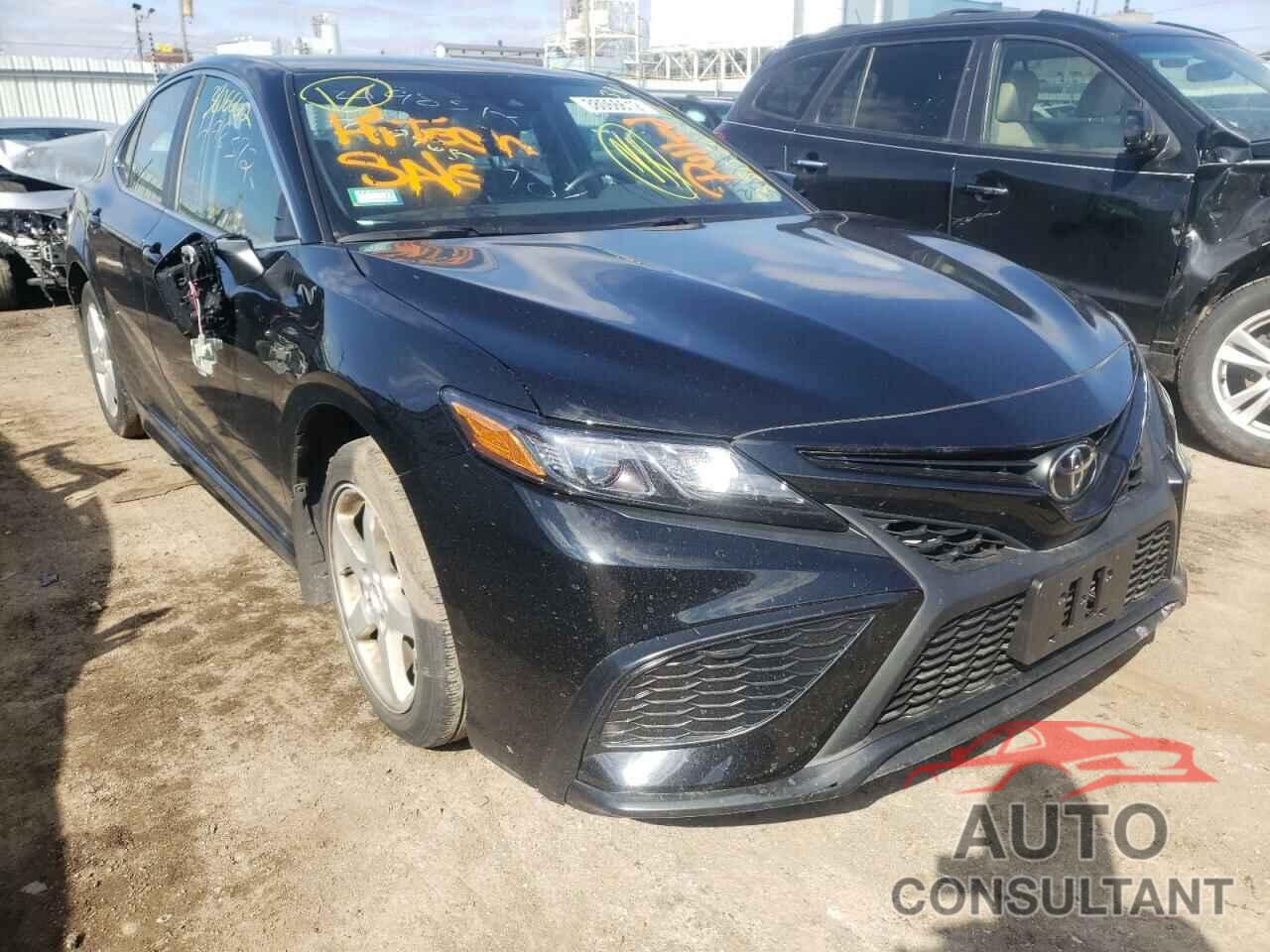TOYOTA CAMRY 2021 - 4T1G11AK8MU531801