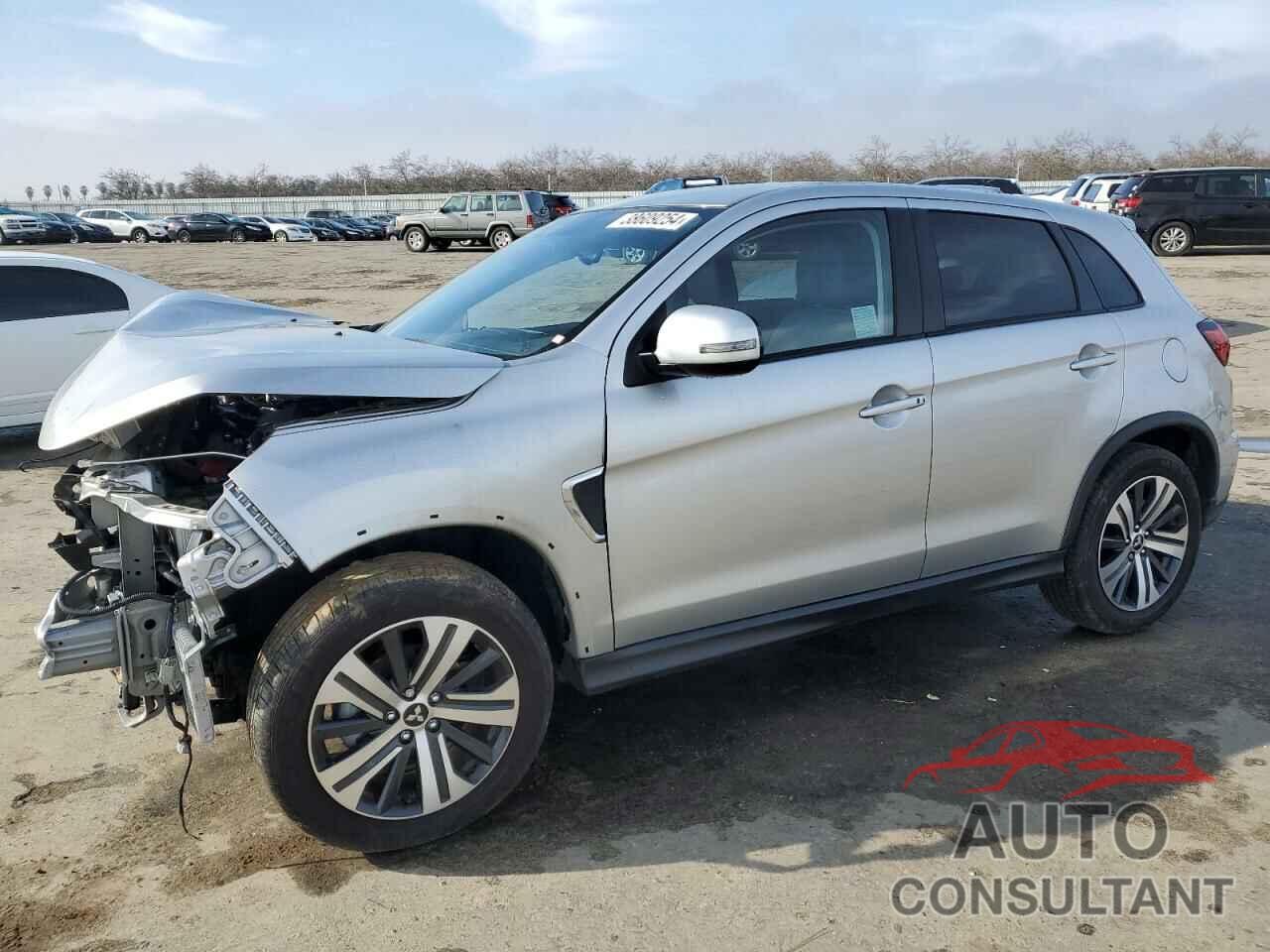 MITSUBISHI OUTLANDER 2023 - JA4ARUAU8PU009660
