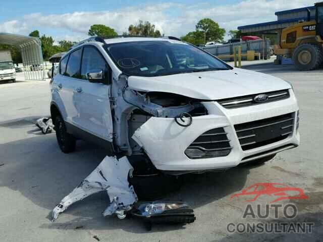 FORD ESCAPE 2015 - 1FMCU0GX1FUC19969