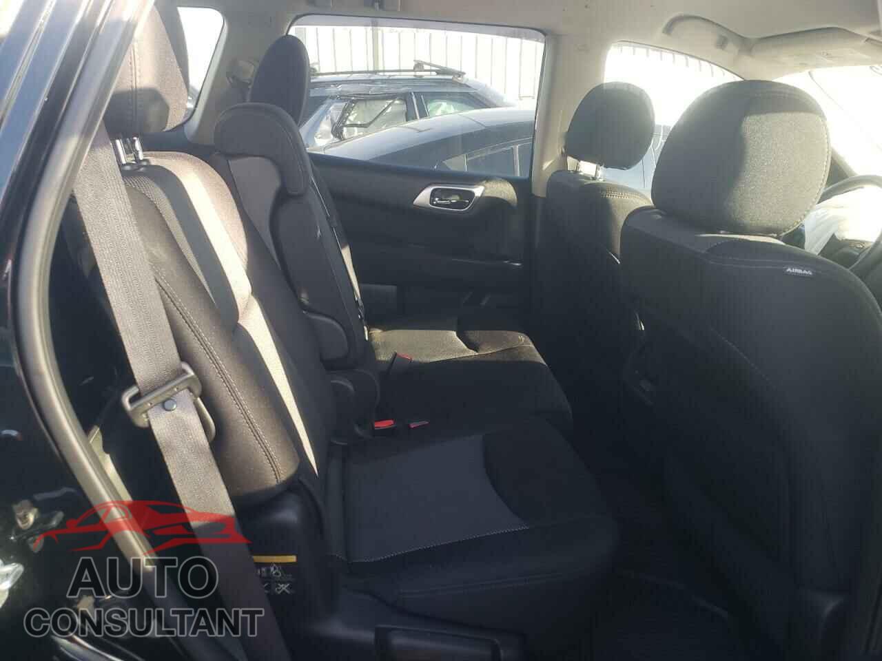 NISSAN PATHFINDER 2017 - 5N1DR2MM9HC666358