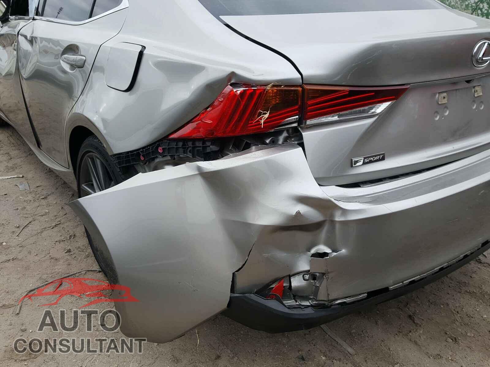LEXUS IS 2017 - JTHBA1D29H5055003