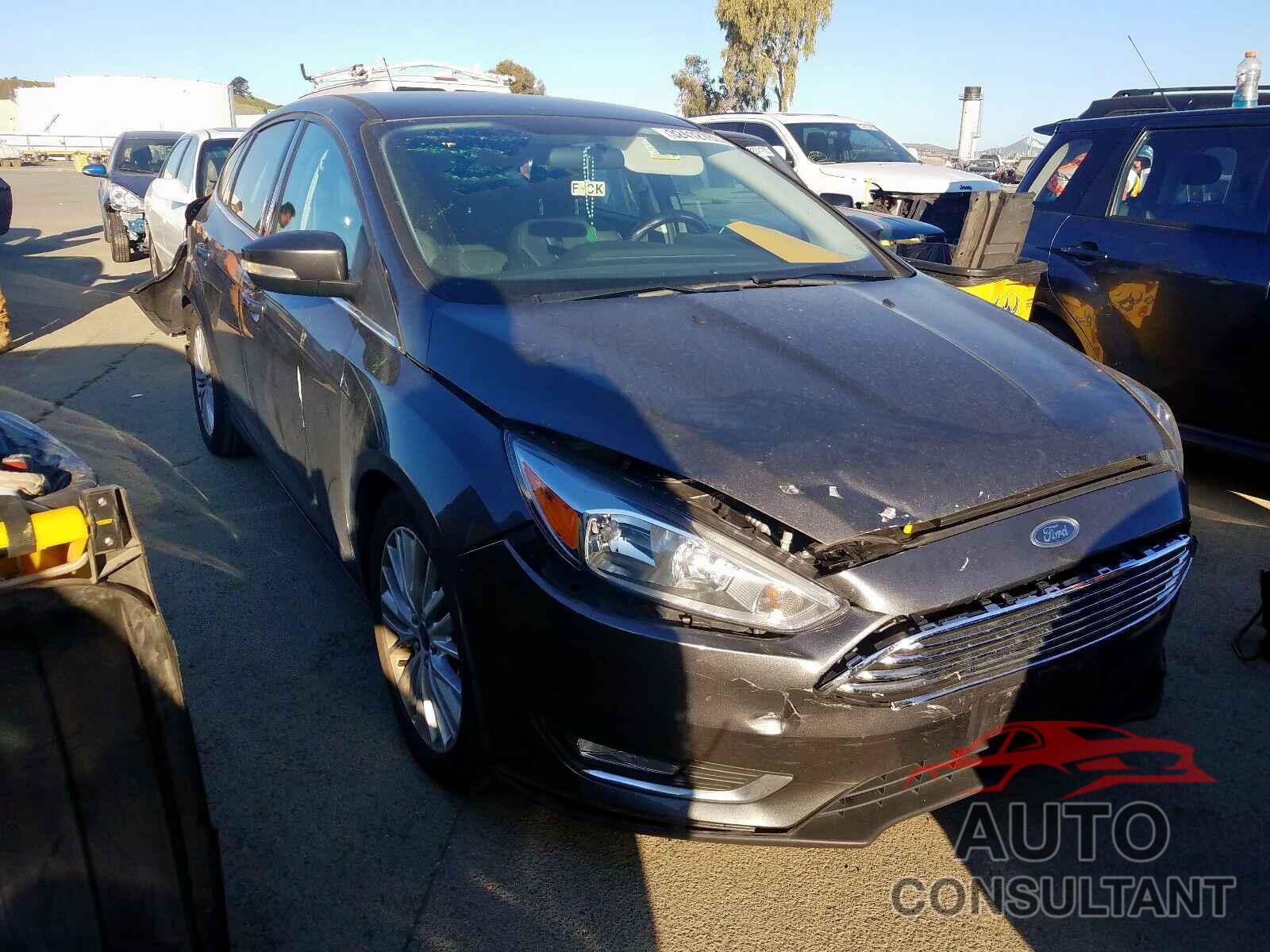 FORD FOCUS 2015 - 1C4HJXFG1JW187809