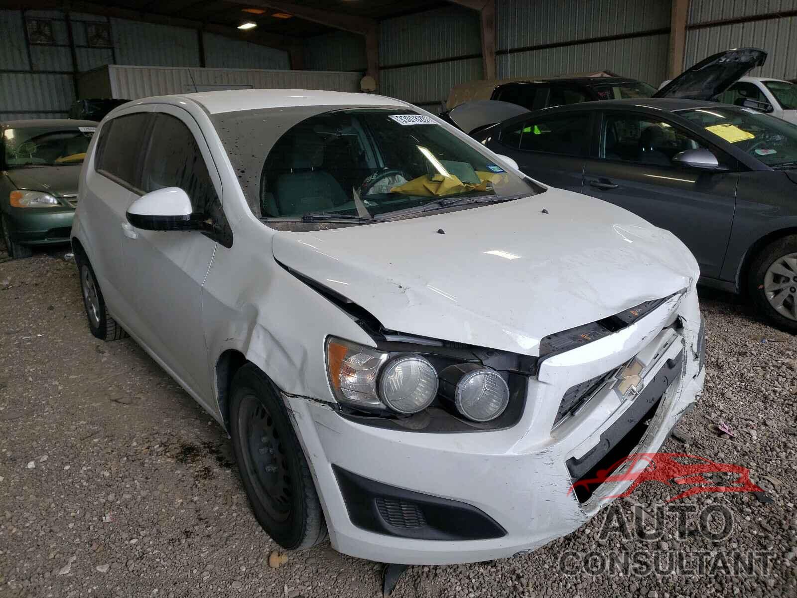 CHEVROLET SONIC 2016 - JM1BPBJY7M1403557