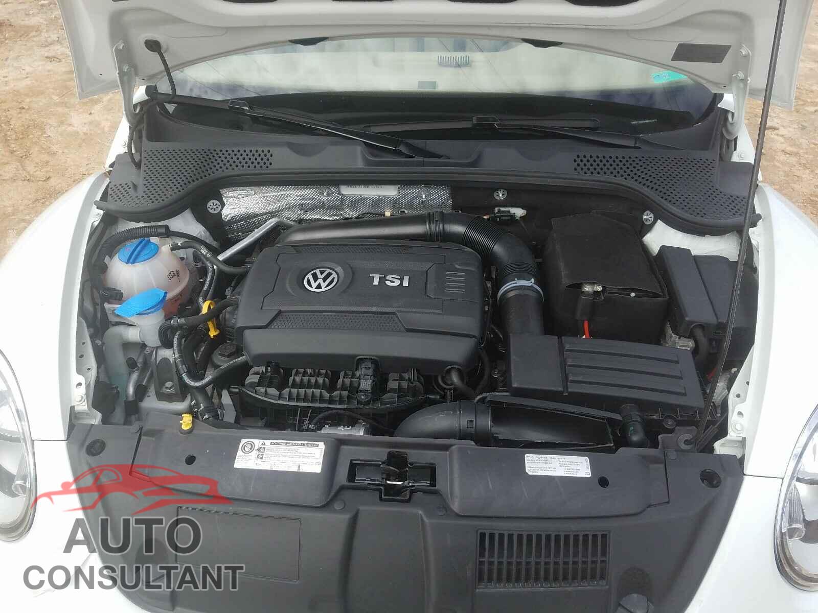 VOLKSWAGEN BEETLE 2017 - 3VW517AT9HM802475