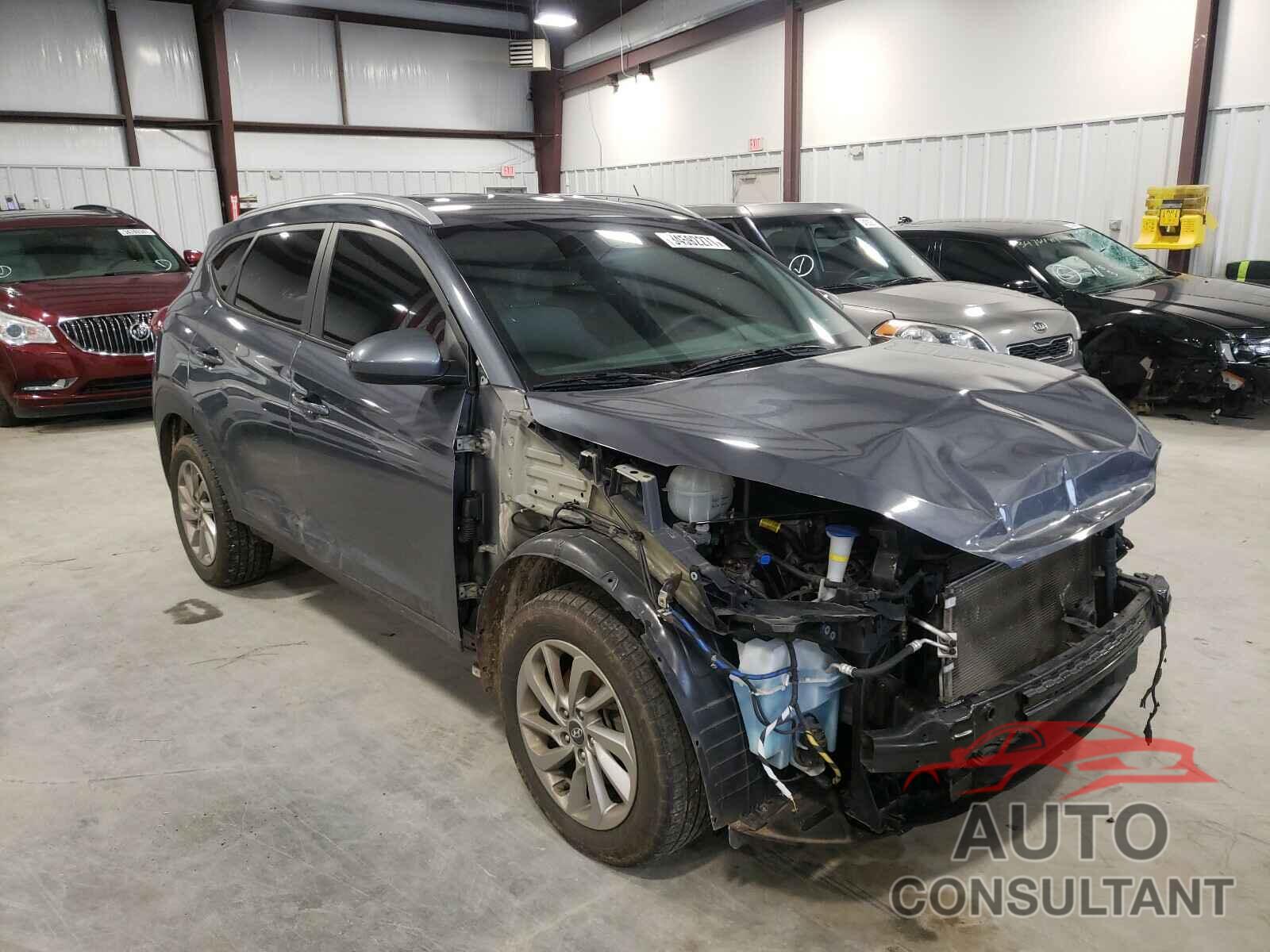 HYUNDAI TUCSON 2018 - KM8J3CA49JU732602