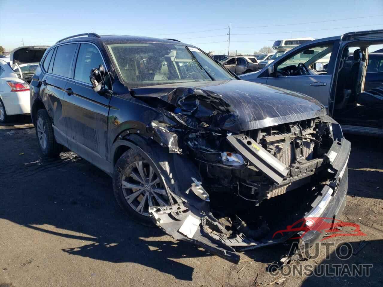 VOLKSWAGEN TIGUAN 2018 - 3VV2B7AX9JM142239