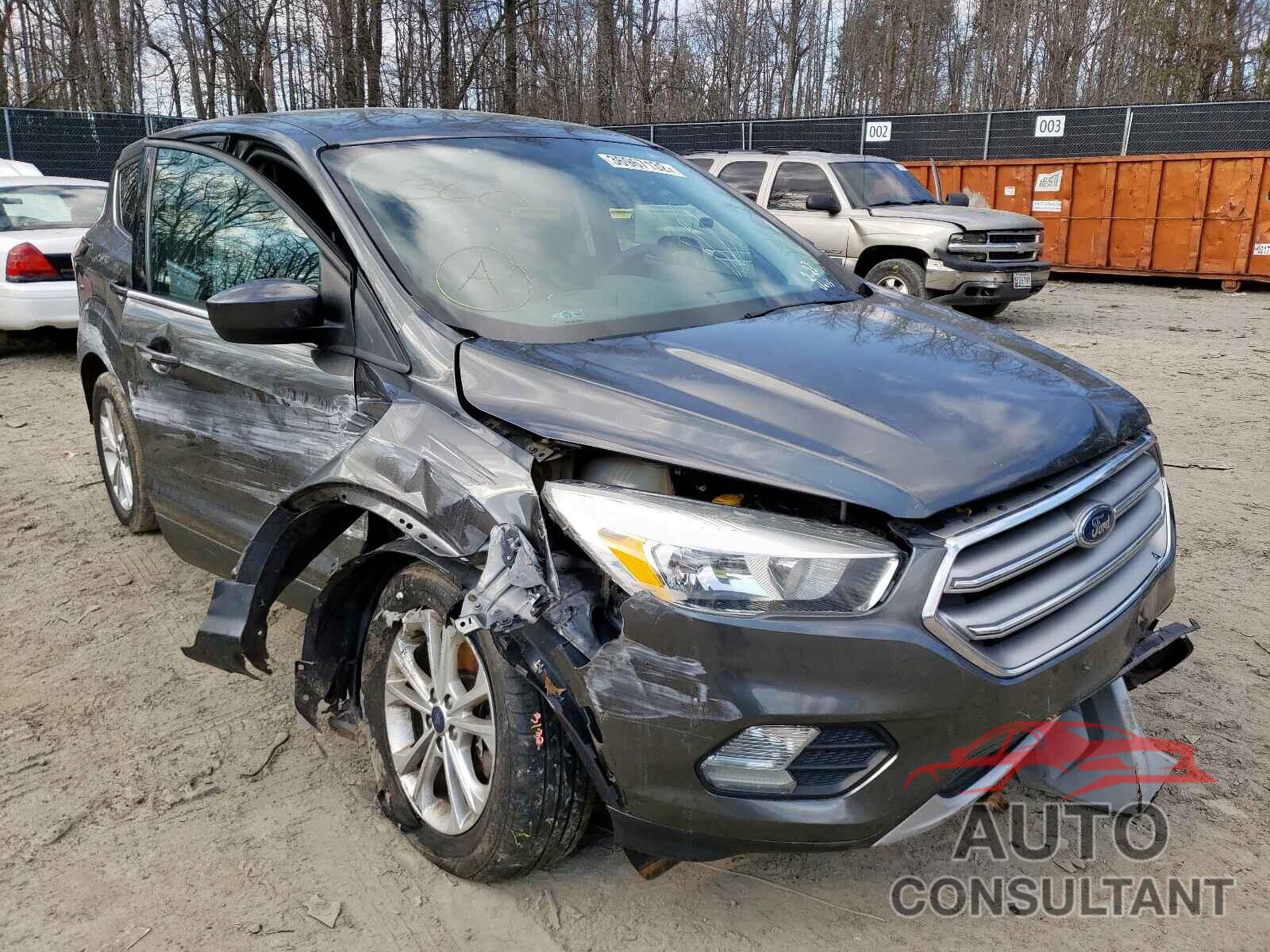 FORD ESCAPE 2017 - 1FMCU9GD4HUC07666