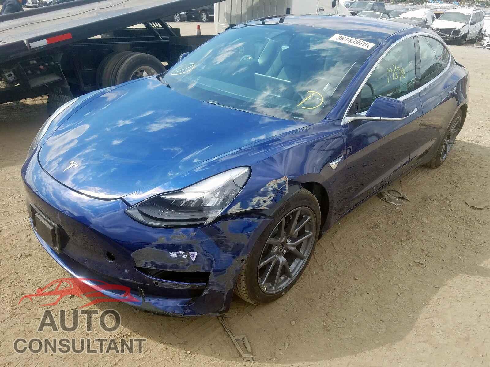 TESLA MODEL 3 2018 - 5YJ3E1EB5JF120345