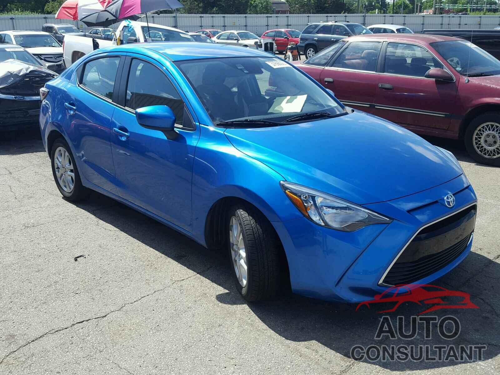 TOYOTA YARIS 2017 - 3MYDLBYV7HY151019