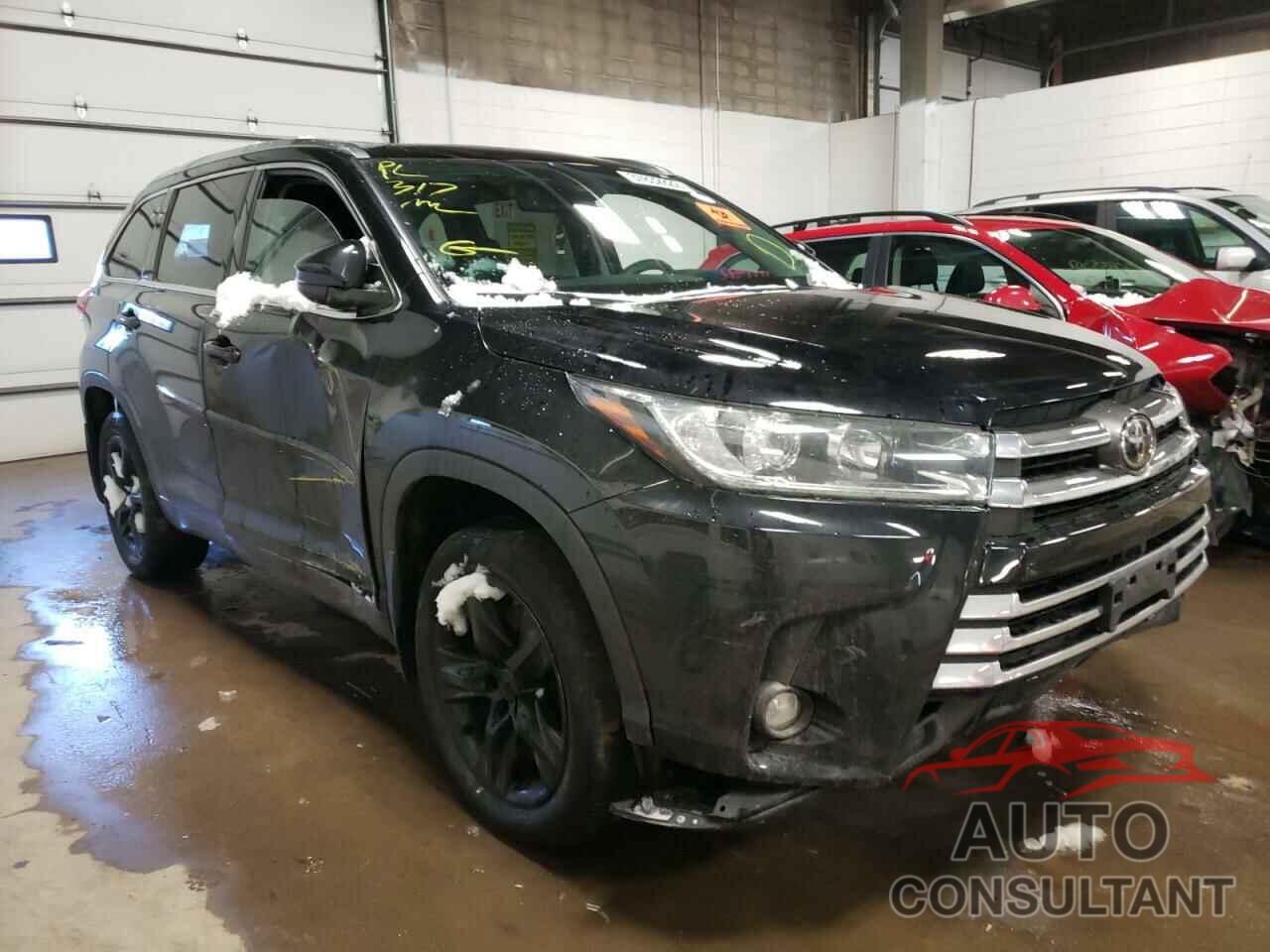 TOYOTA HIGHLANDER 2019 - 5TDDZRFH3KS706999