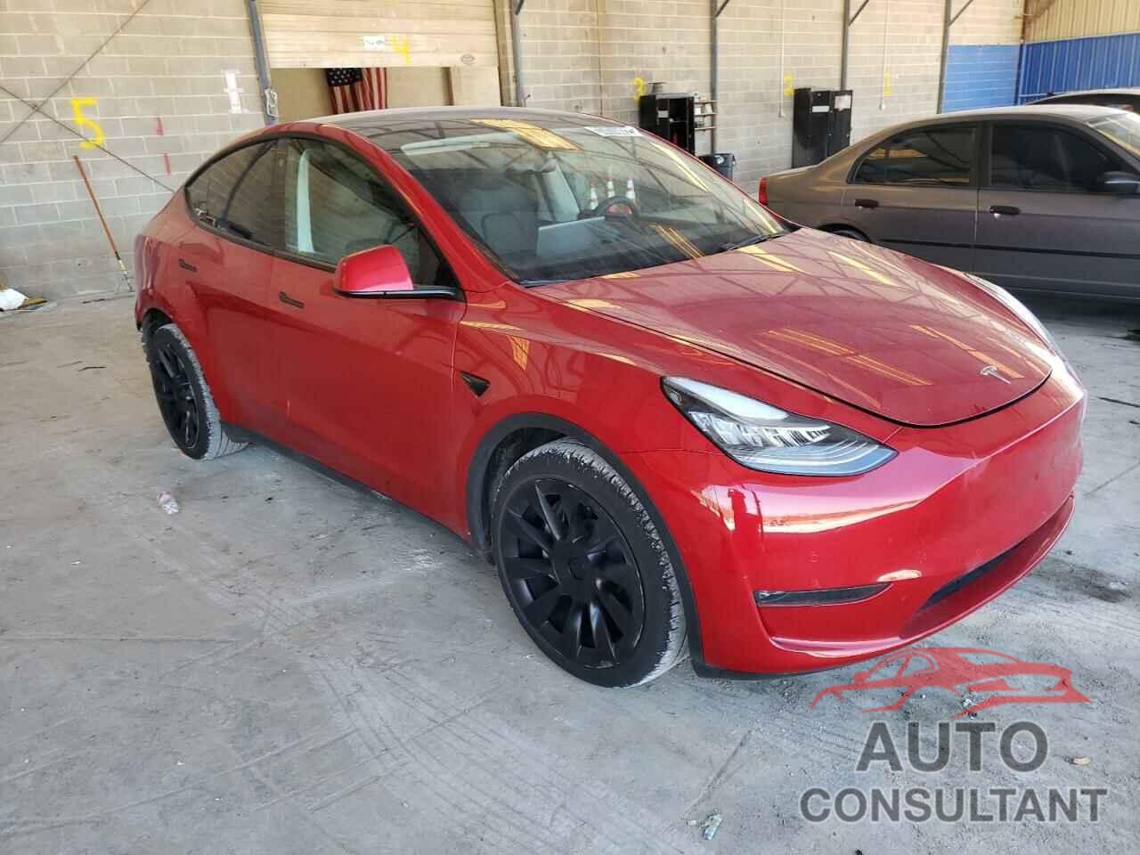 TESLA MODEL Y 2021 - 5YJYGDEE3MF074661