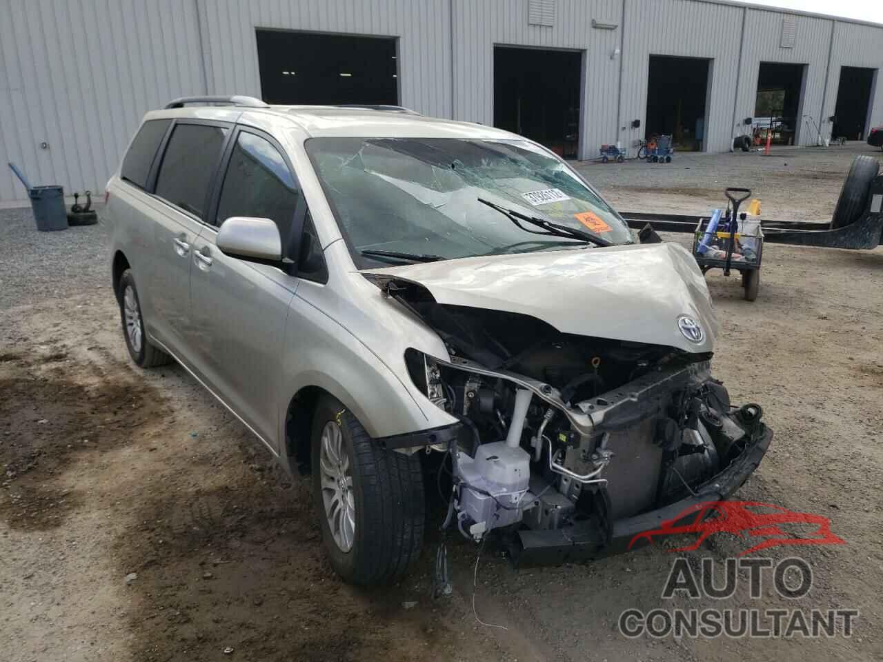 TOYOTA SIENNA 2017 - 5TDYZ3DC6HS794851