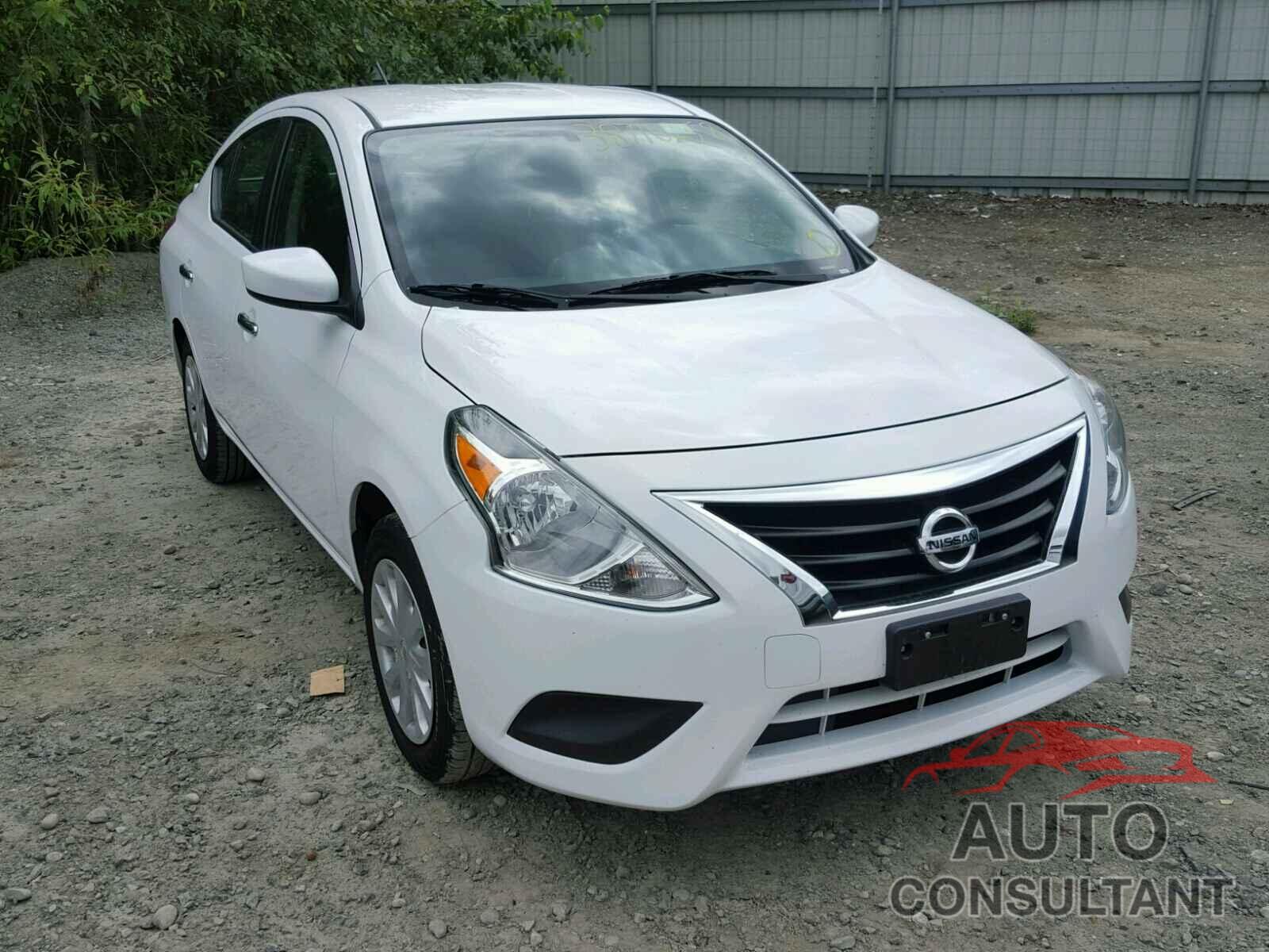 NISSAN VERSA 2017 - 3N1CN7AP9HL837401
