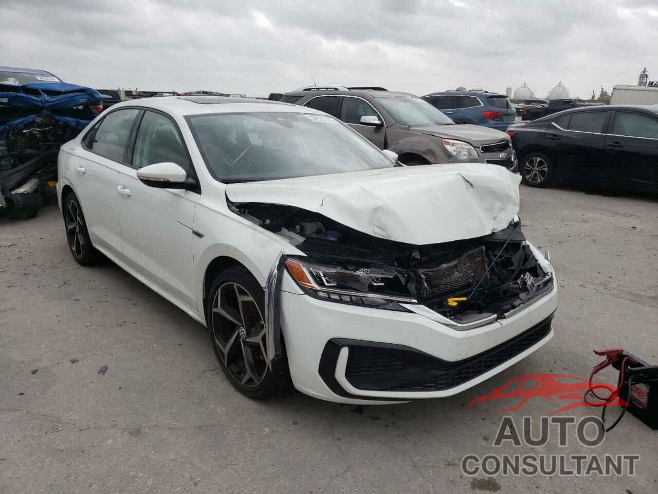 VOLKSWAGEN PASSAT 2020 - 1VWMA7A31LC007555