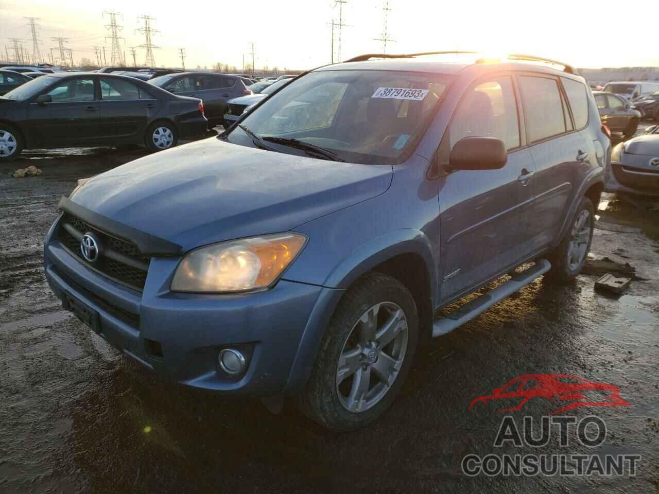 TOYOTA RAV4 2009 - JTMBF32V99D013496