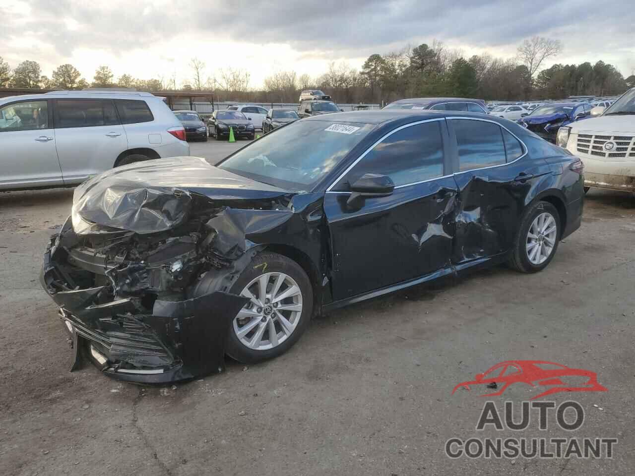 TOYOTA CAMRY 2022 - 4T1C11AKXNU622455