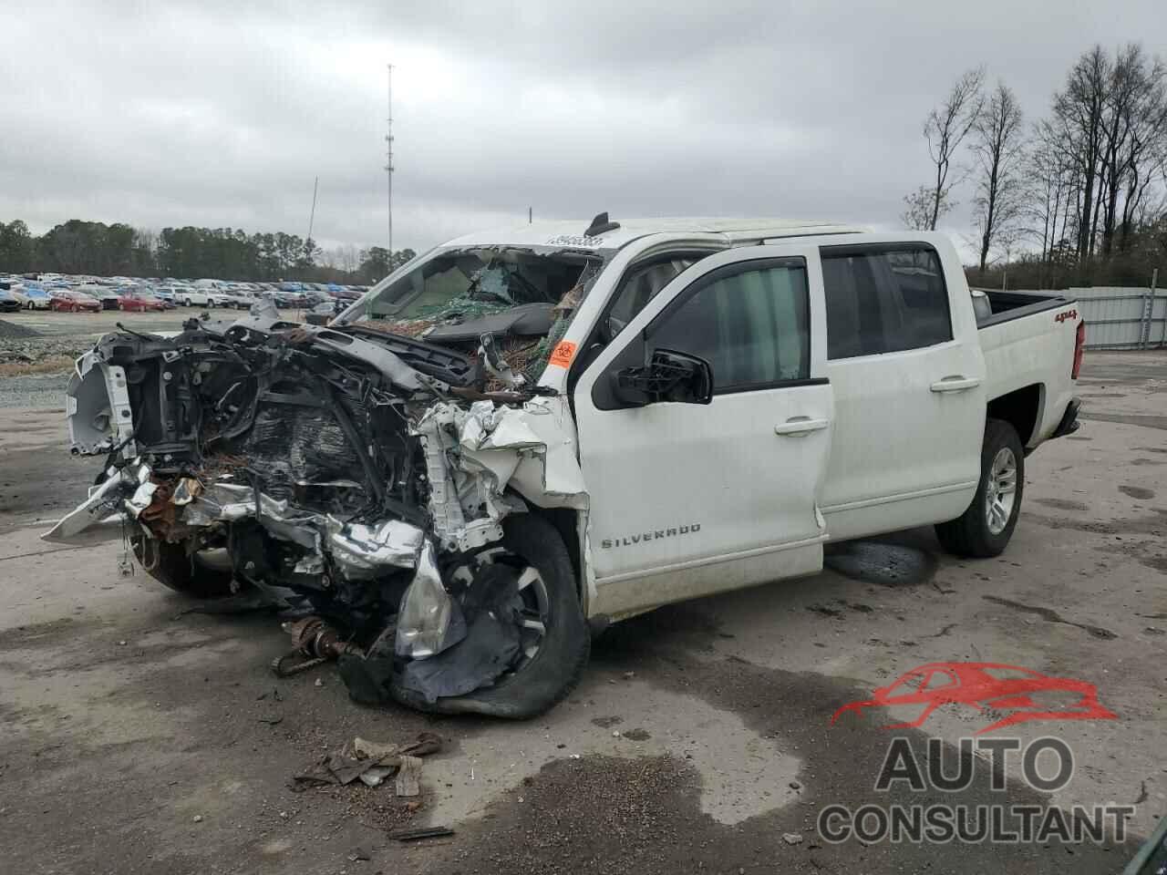 CHEVROLET SILVERADO 2018 - 3GCUKREC4JG138639