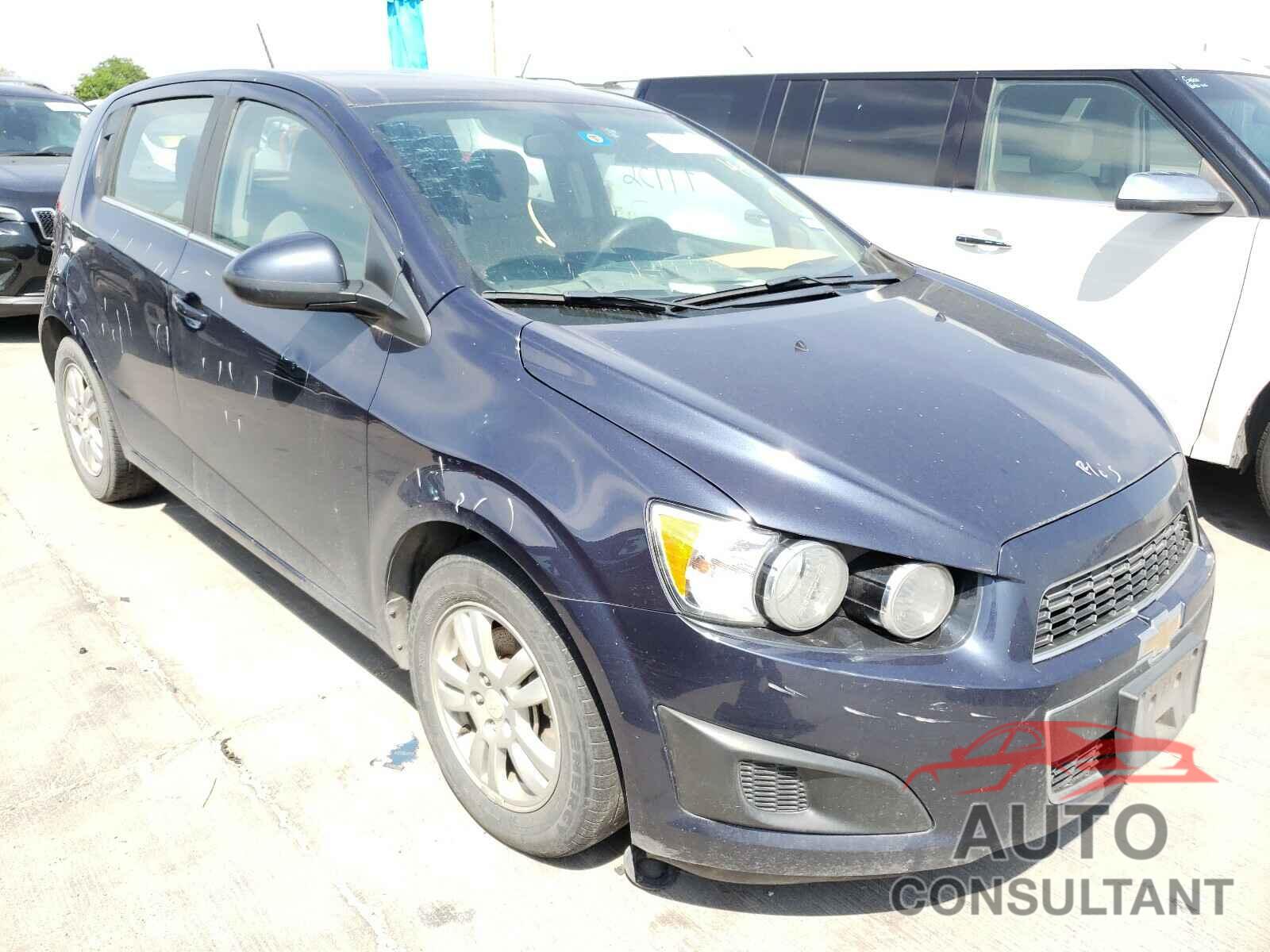 CHEVROLET SONIC 2016 - 1G1JC6SH0G4155919