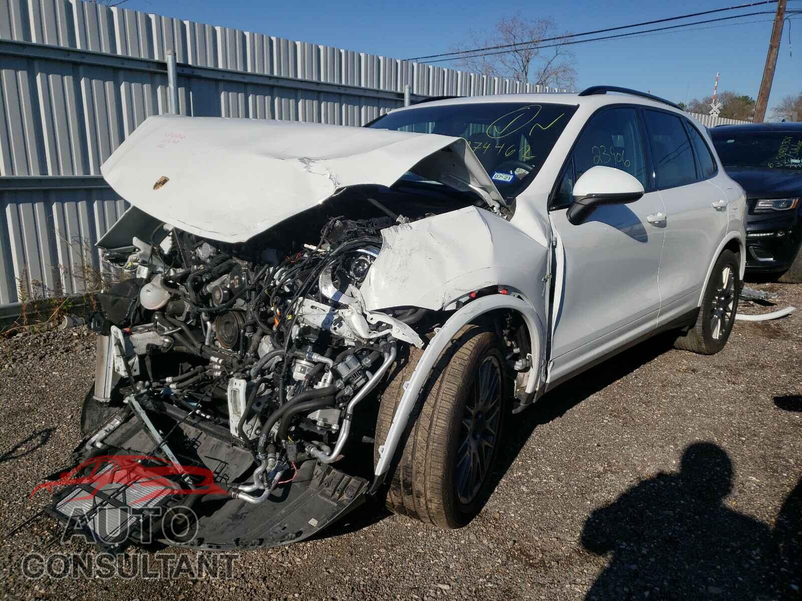 PORSCHE CAYENNE 2017 - WP1AE2A27HLA74462