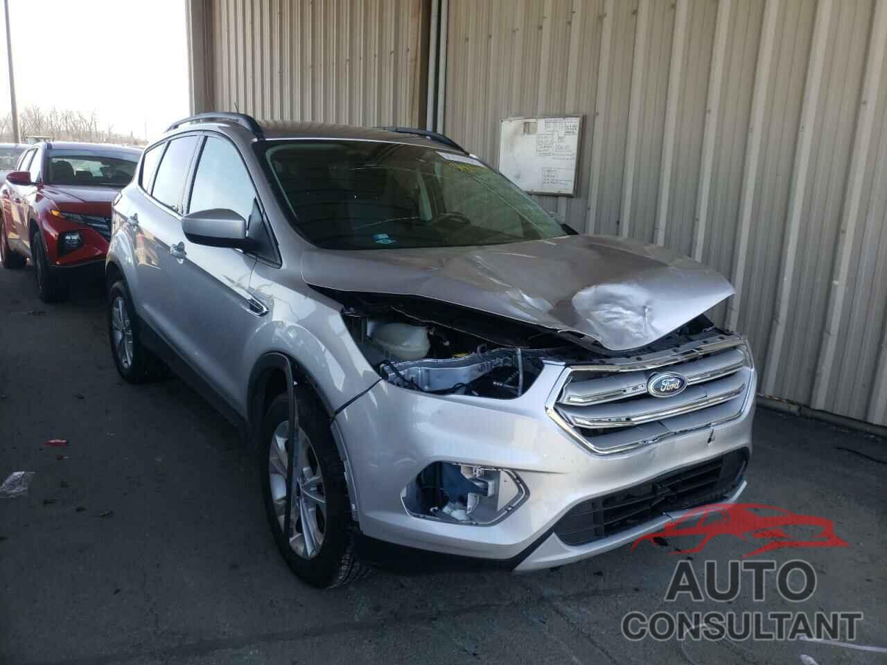 FORD ESCAPE 2018 - 1FMCU9GD3JUA52002