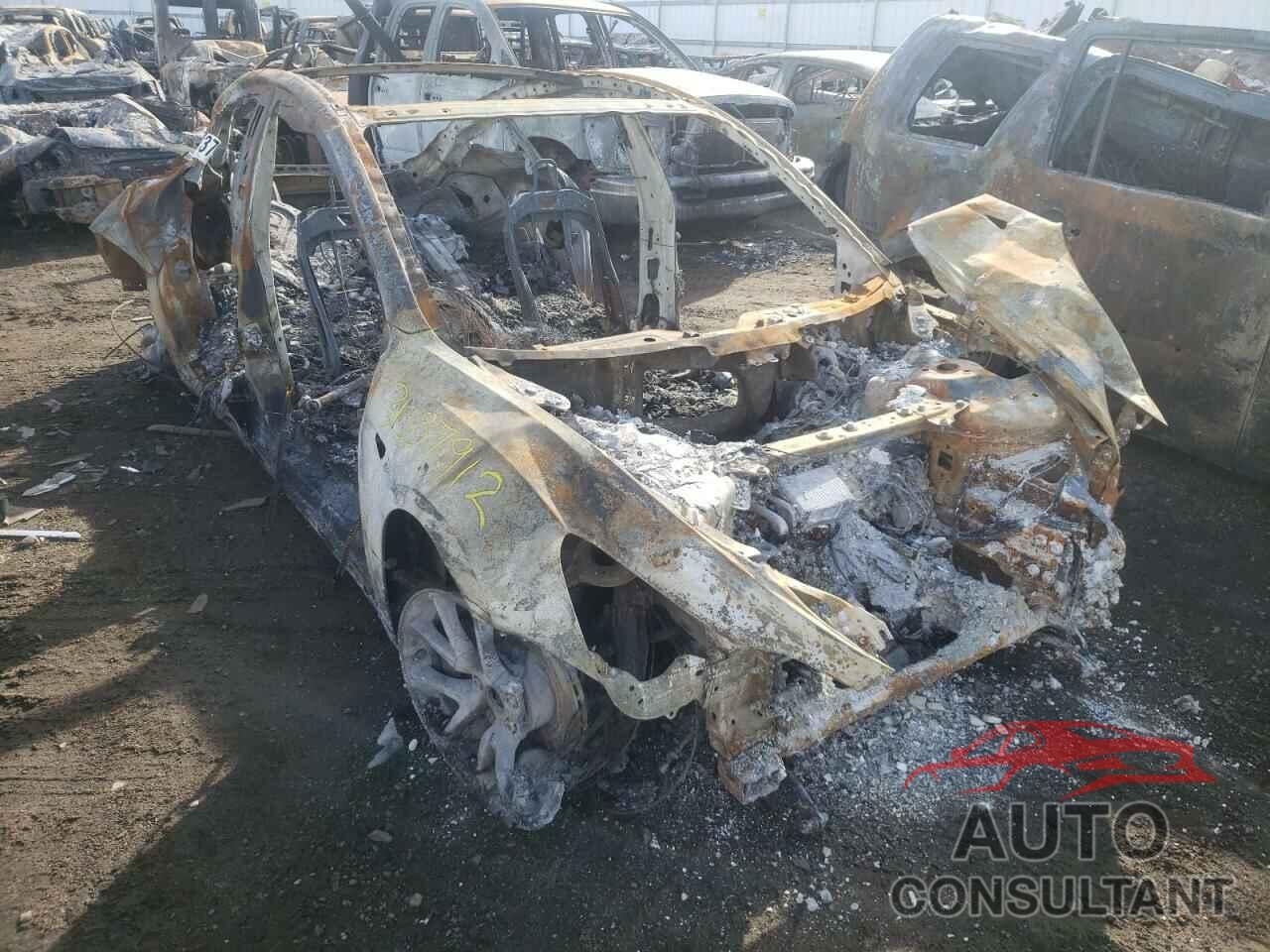 TESLA MODEL 3 2021 - 5YJ3E1EB3MF874686