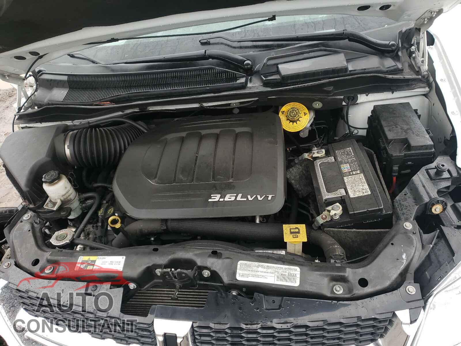 DODGE GRAND CARA 2017 - 2C4RDGBGXHR862156