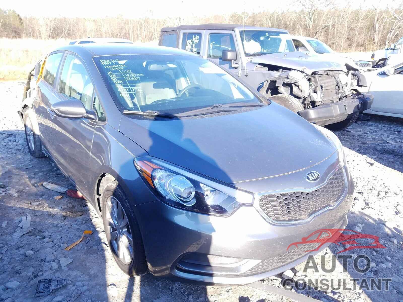 KIA FORTE 2016 - KNAFX4A63G5609951