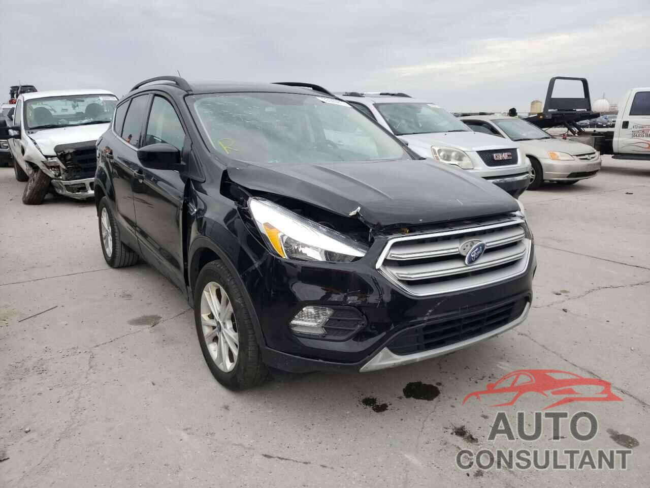 FORD ESCAPE 2018 - 1FMCU0GD3JUD18193