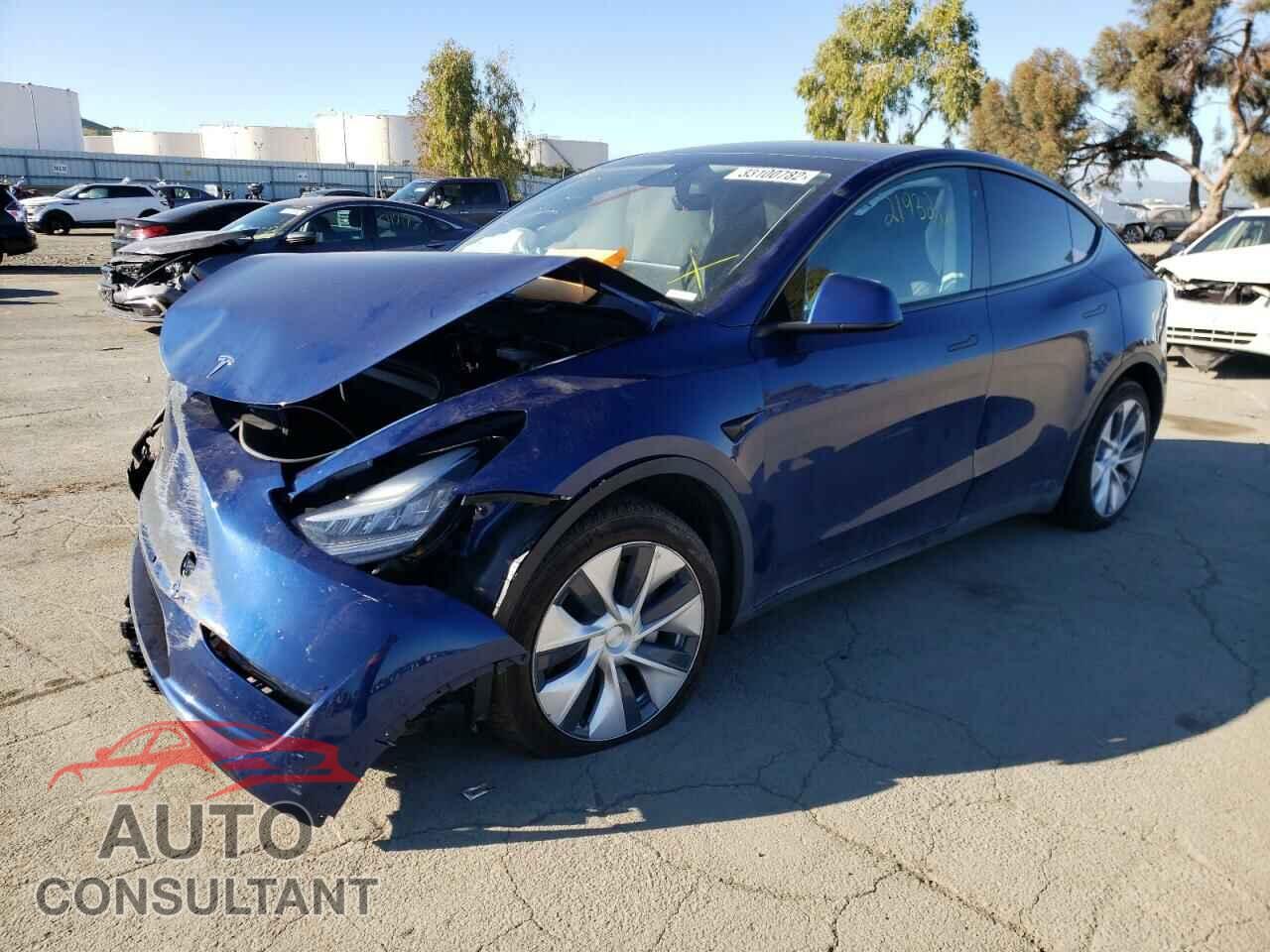 TESLA MODEL Y 2020 - 5YFBURHEXGP513709
