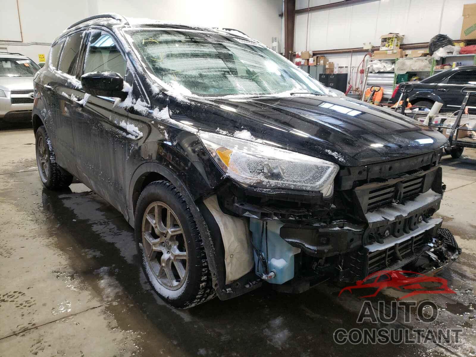 FORD ESCAPE 2017 - 4T1BF1FK8GU570106