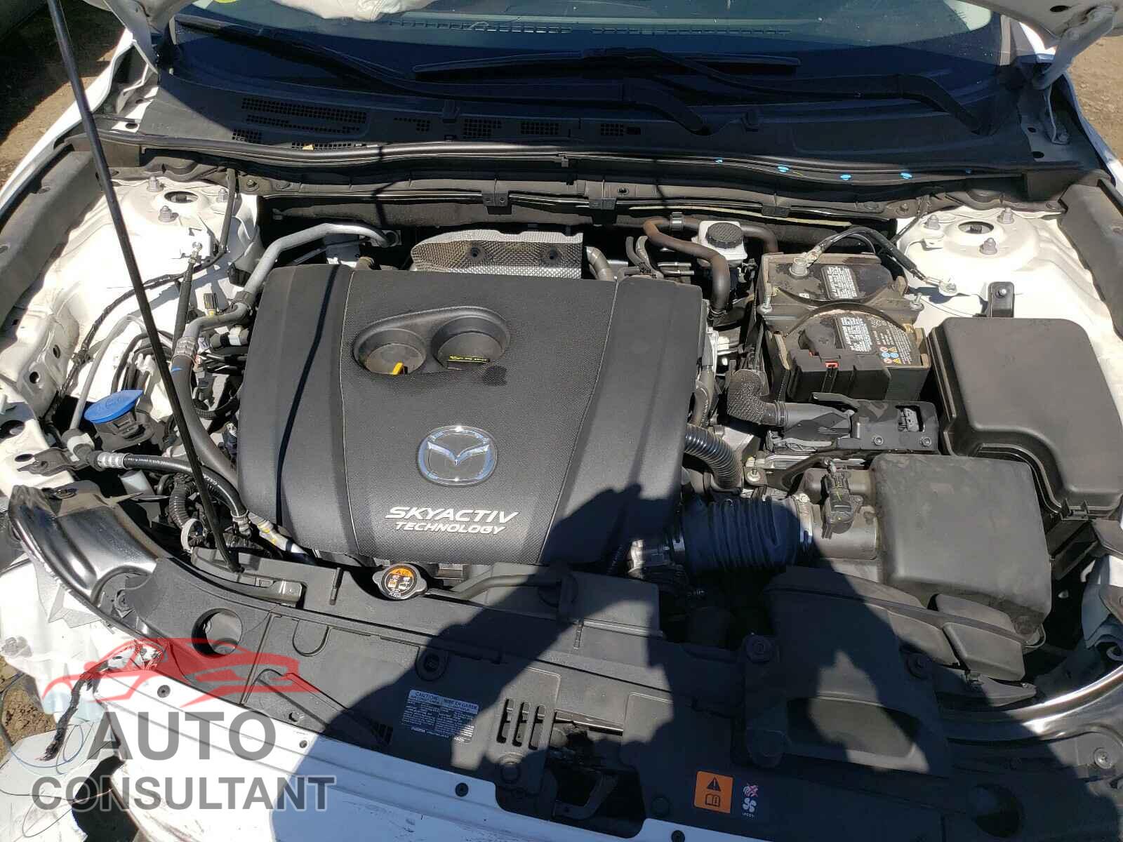 MAZDA 3 2017 - 3MZBN1U78HM149902