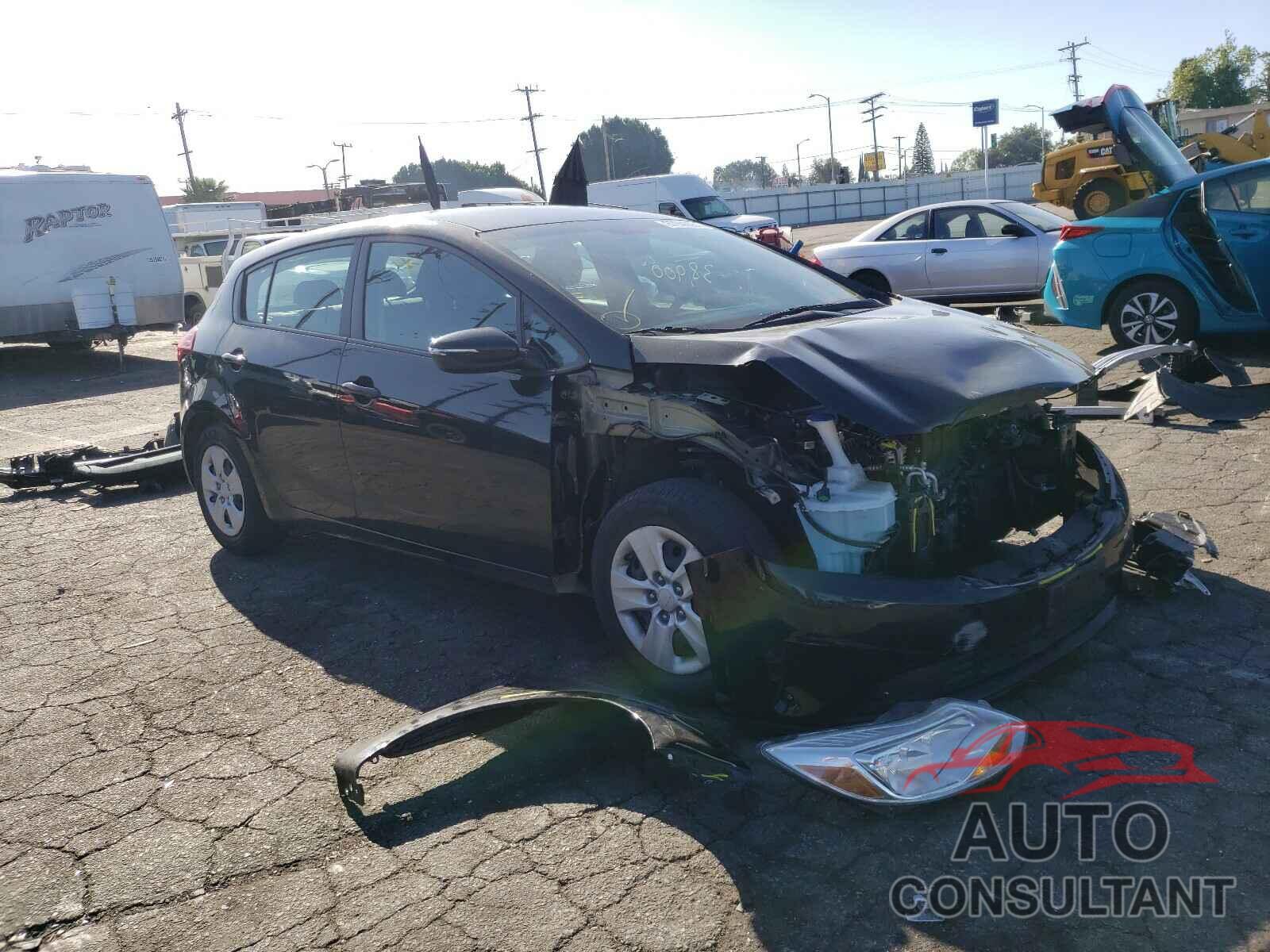 KIA FORTE 2017 - KNAFK5A8XH5692446