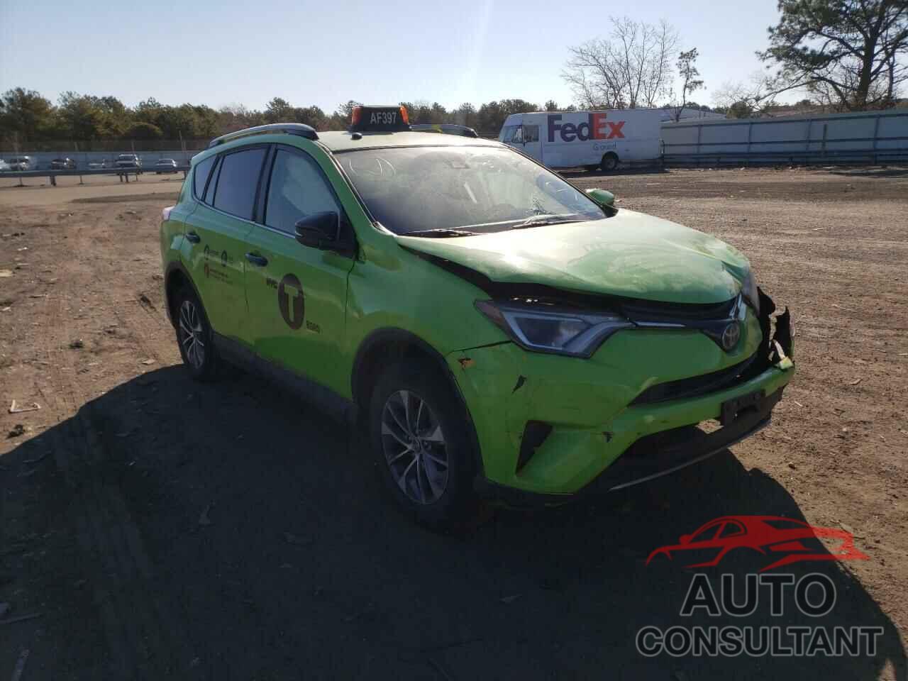 TOYOTA RAV4 2017 - JTMRJREV3HD146250