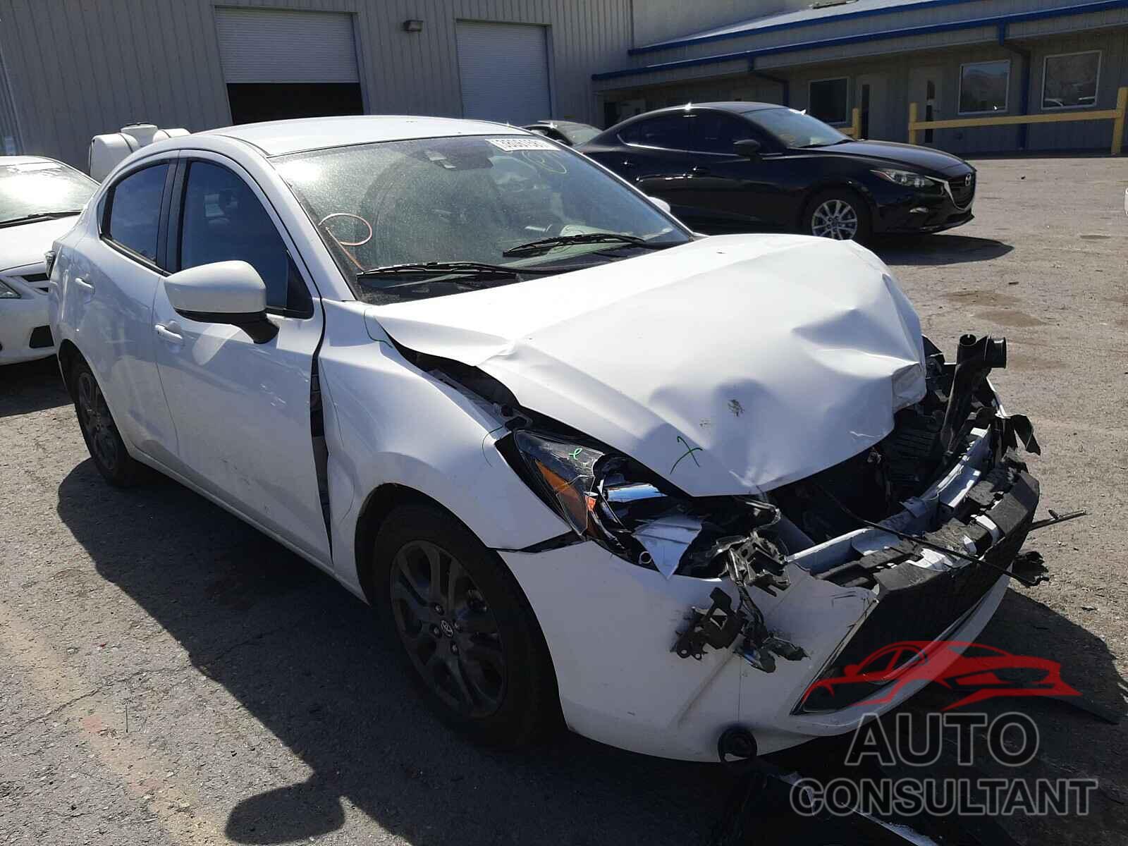 TOYOTA YARIS 2019 - 3MYDLBYV5KY511590
