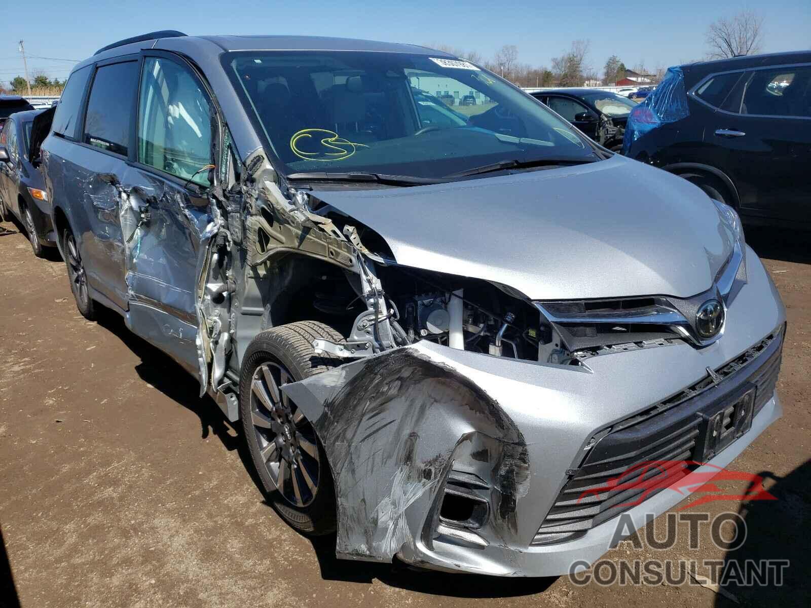 TOYOTA SIENNA 2019 - 5TDDZ3DC0KS219702