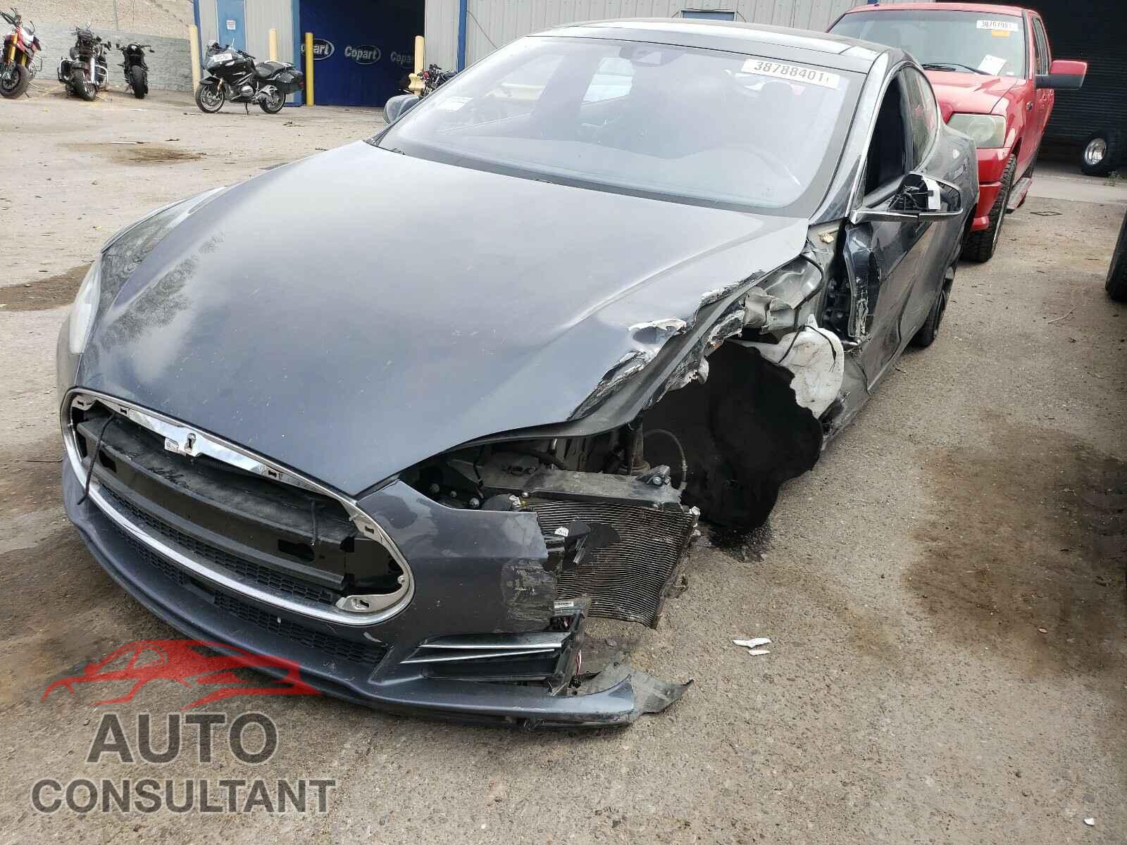 TESLA MODEL S 2016 - 5YJSA1E46GF126611