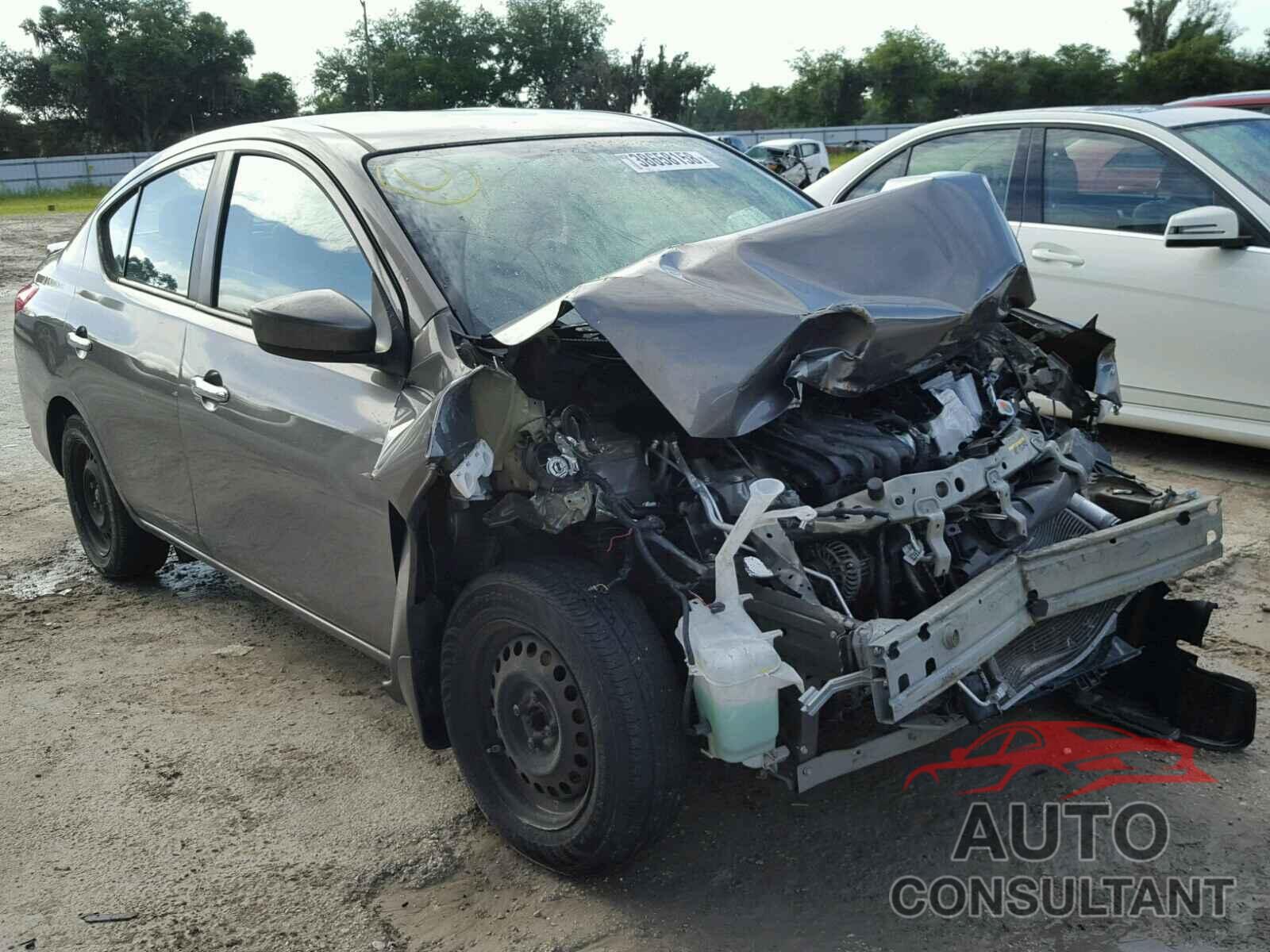 NISSAN VERSA 2015 - 3N1CN7AP1FL832352