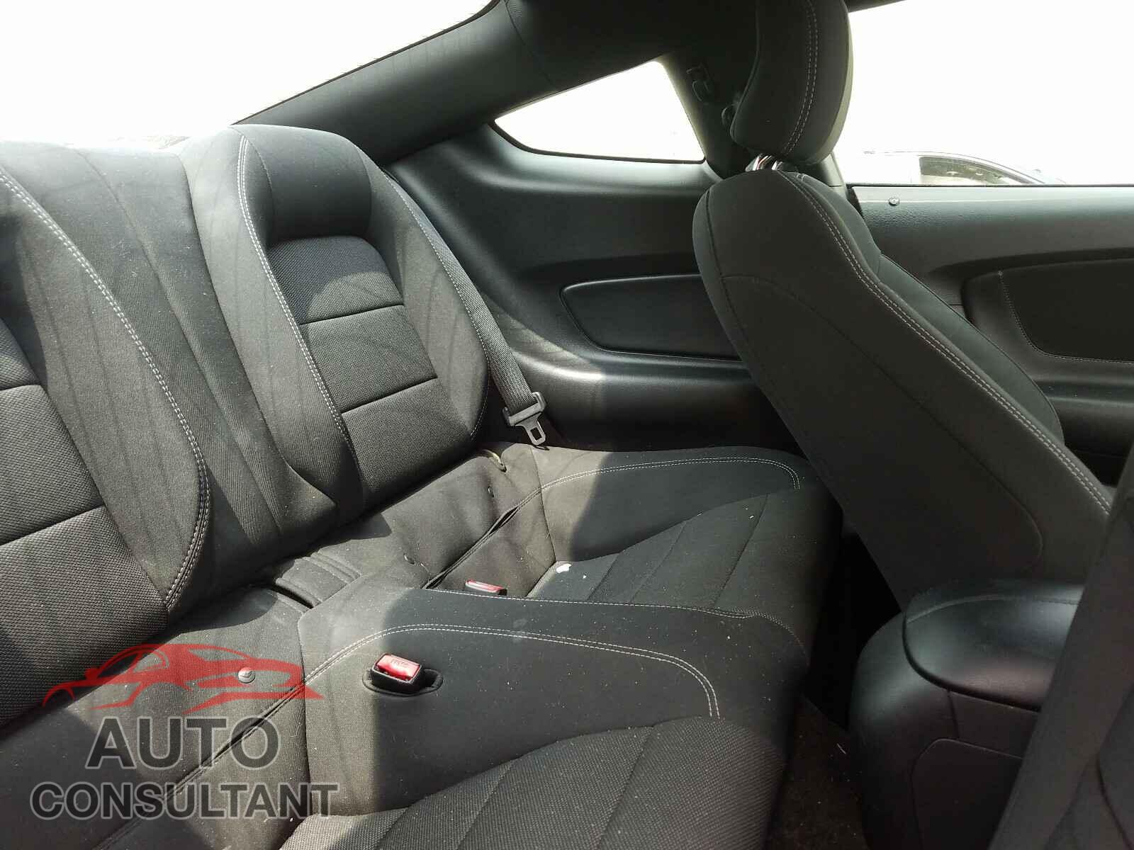 FORD MUSTANG 2017 - 1FA6P8AM9H5265381