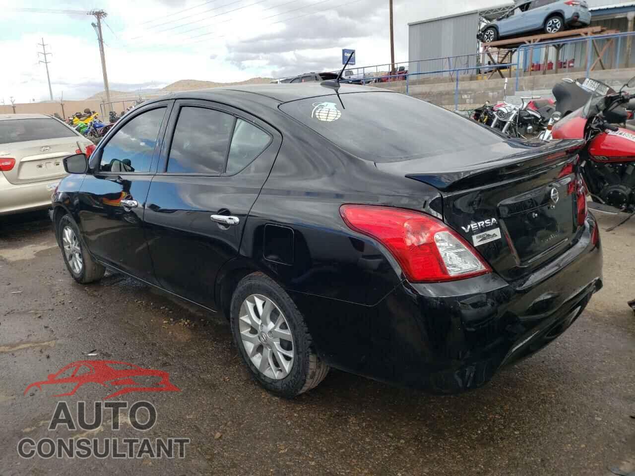 NISSAN VERSA 2018 - 3N1CN7AP1JL856479