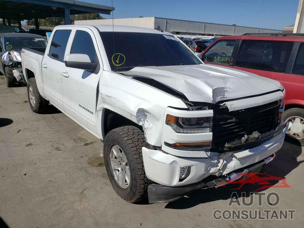 CHEVROLET SILVERADO 2018 - 3GCUKREC9JG636237