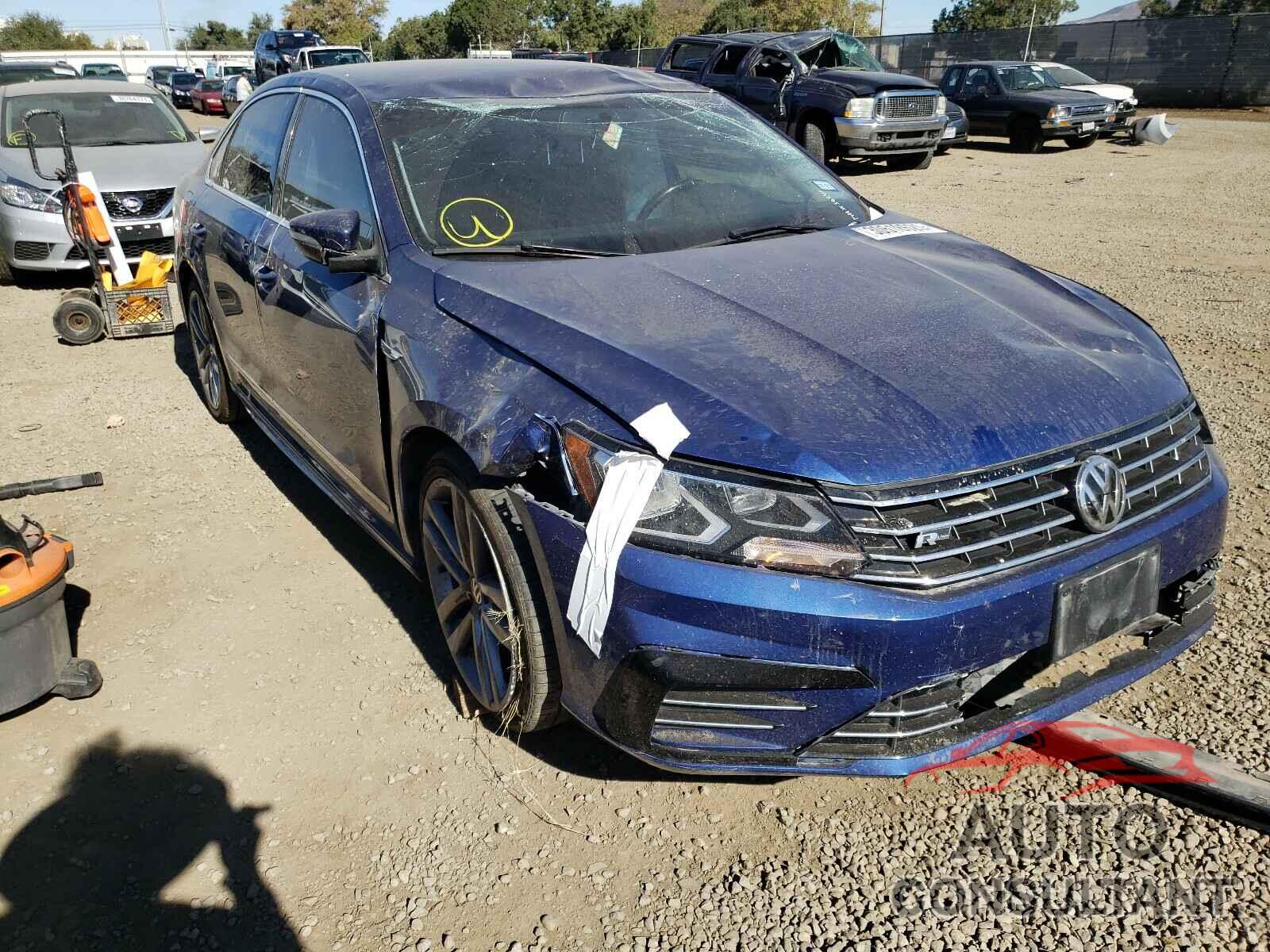 VOLKSWAGEN PASSAT 2017 - 1VWDT7A31HC066784