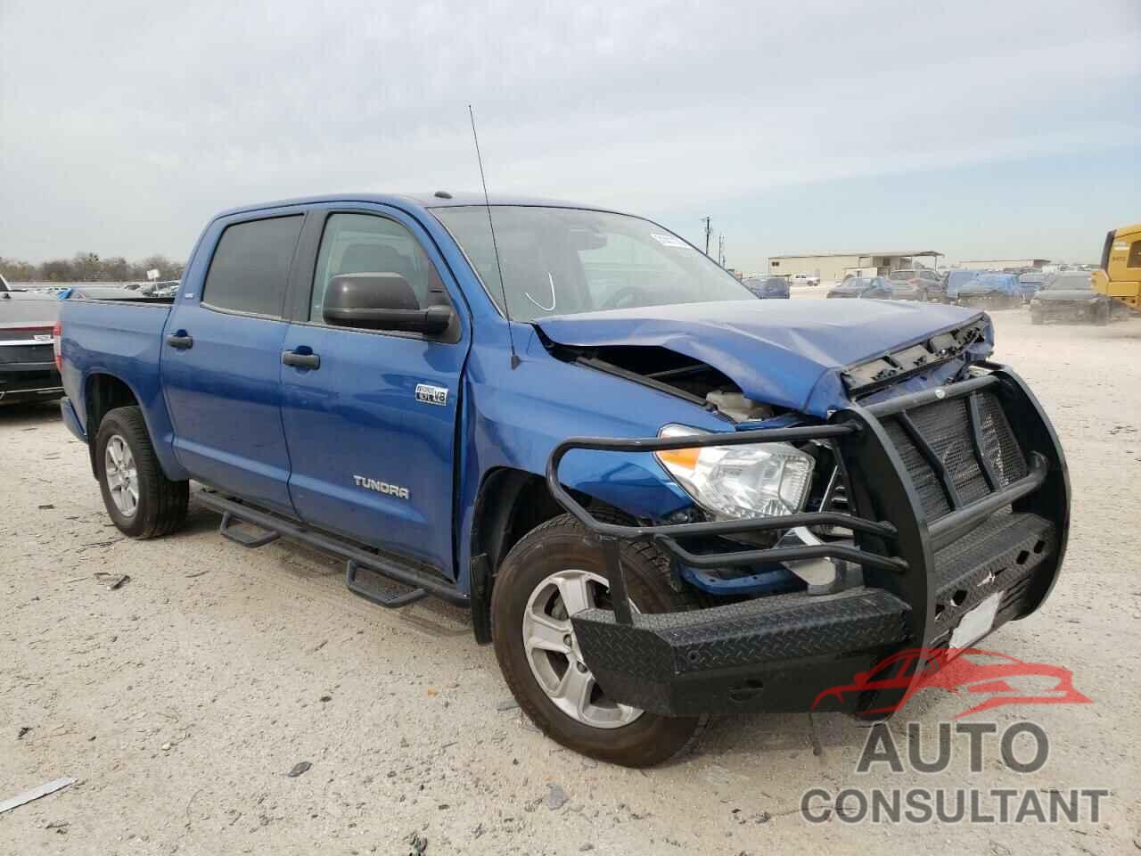 TOYOTA TUNDRA 2016 - 5TFDY5F11GX490957