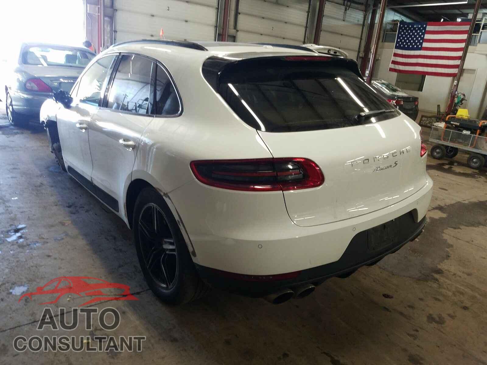 PORSCHE MACAN 2016 - WP1AB2A58GLB40180