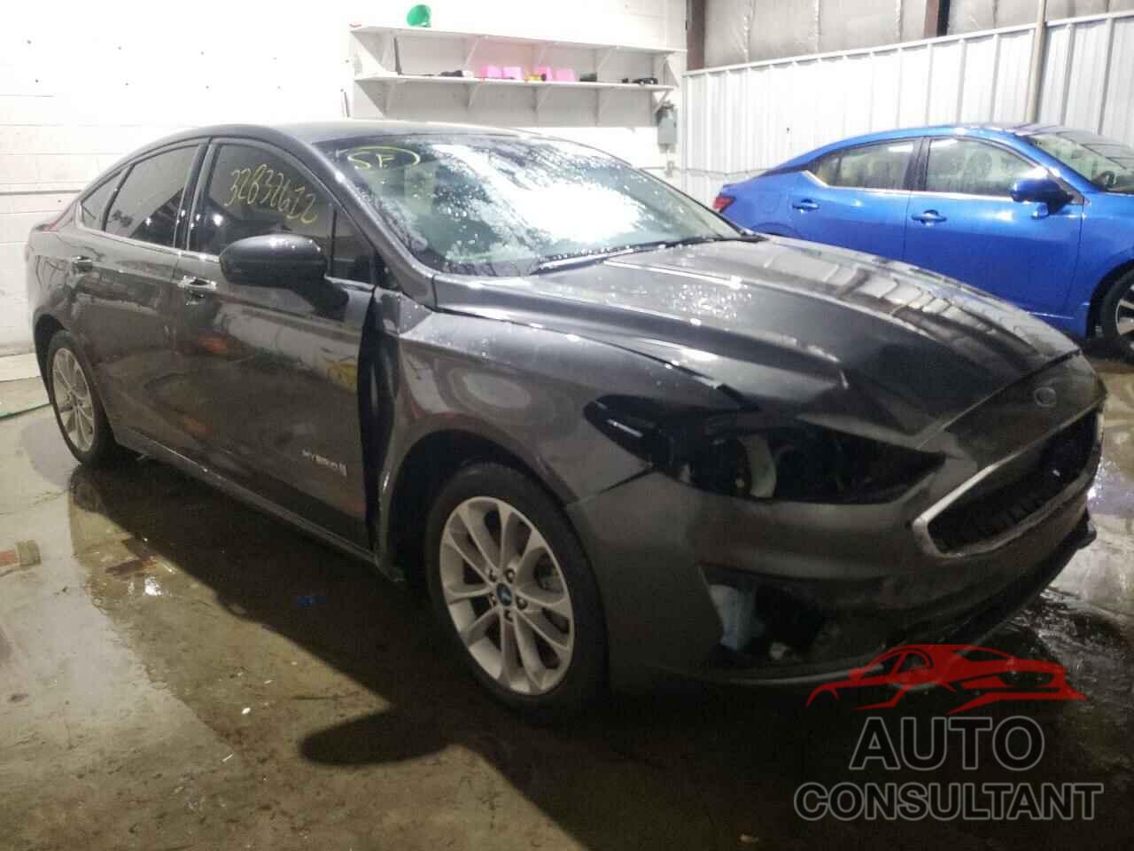 FORD FUSION 2019 - 3FA6P0LU3KR100641