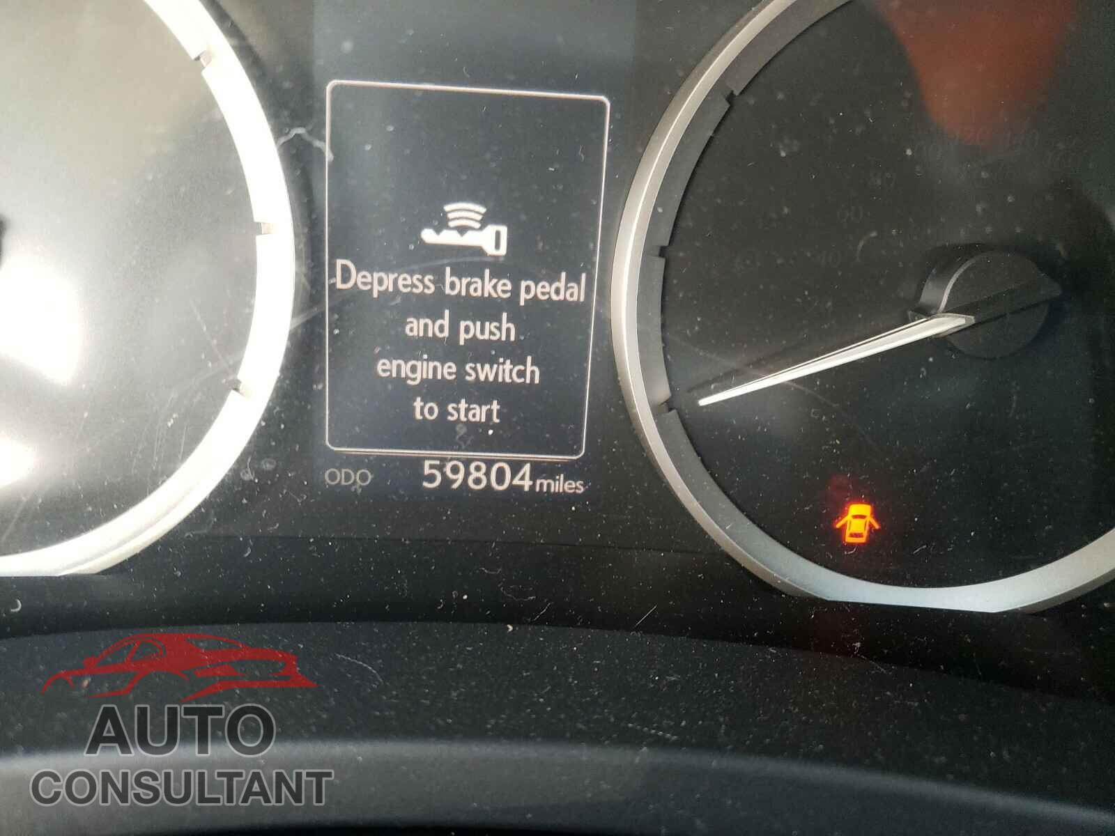 LEXUS IS 2015 - KNMAT2MT7GP596253
