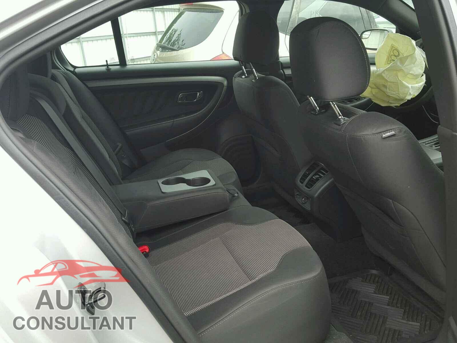 FORD TAURUS 2016 - 1FAHP2E88GG121889