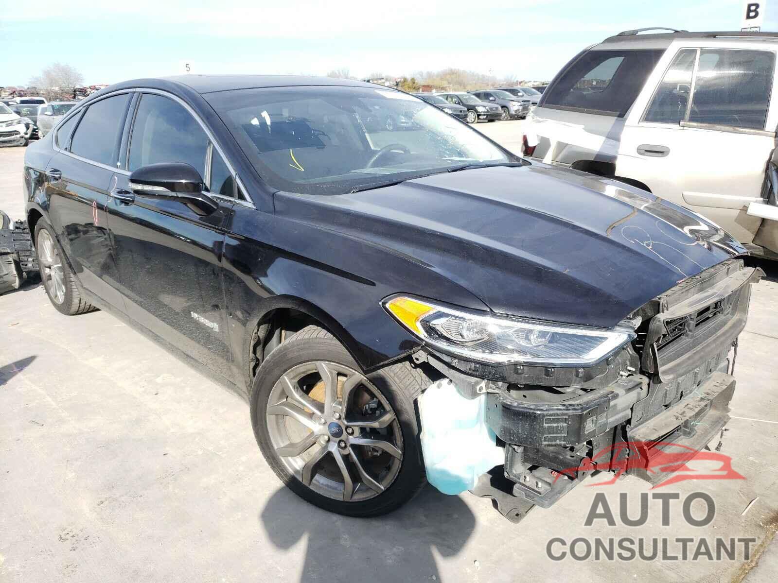 FORD FUSION 2019 - 3C4NJDCBXJT373848