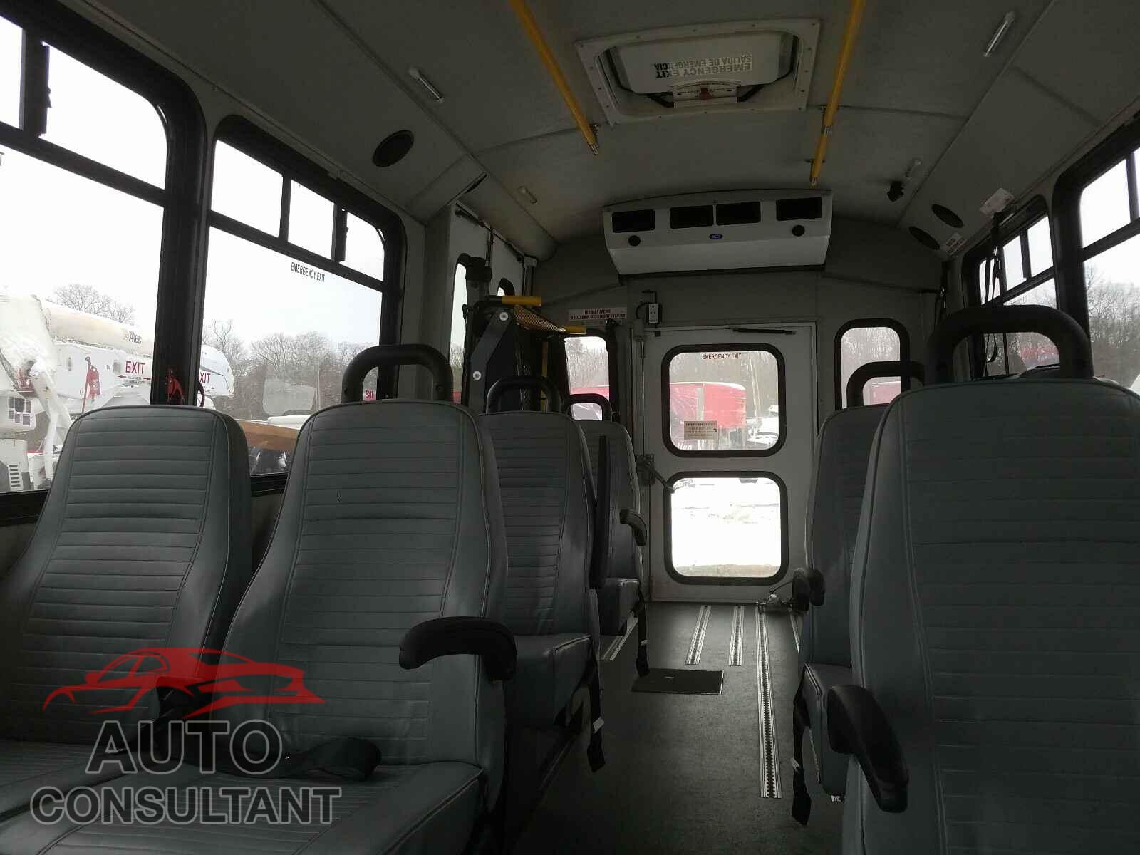 FORD ECONOLINE 2016 - 1FDFE4FS4GDC57821