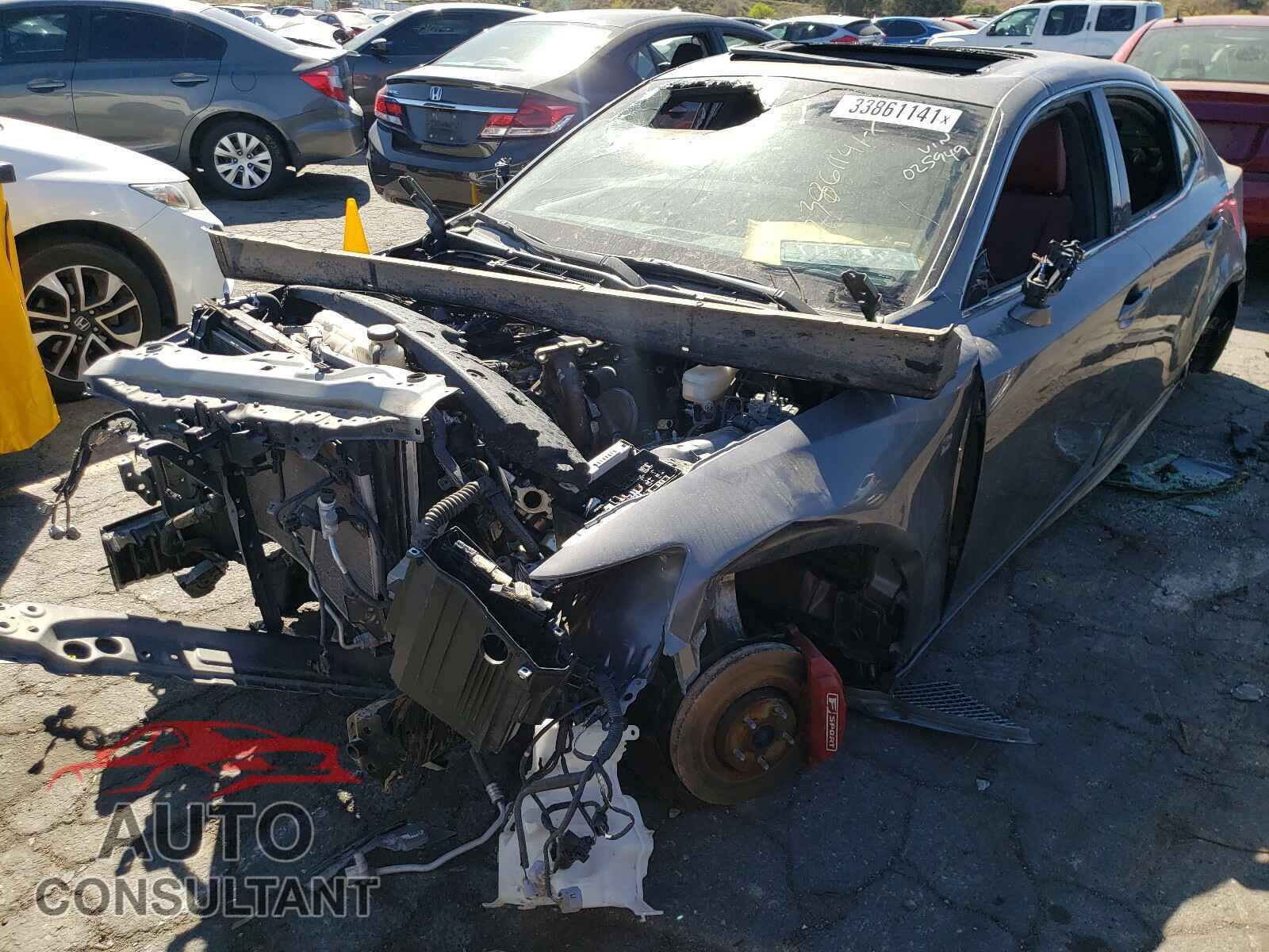 LEXUS IS 2016 - JTHBA1D29G5025949